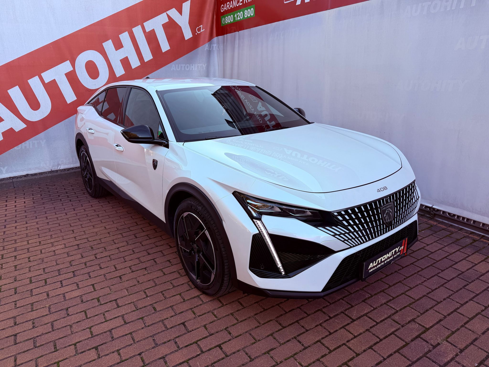 Peugeot 408, 1.2 PureTech Aut. GT-Line, ČR - fotka 5