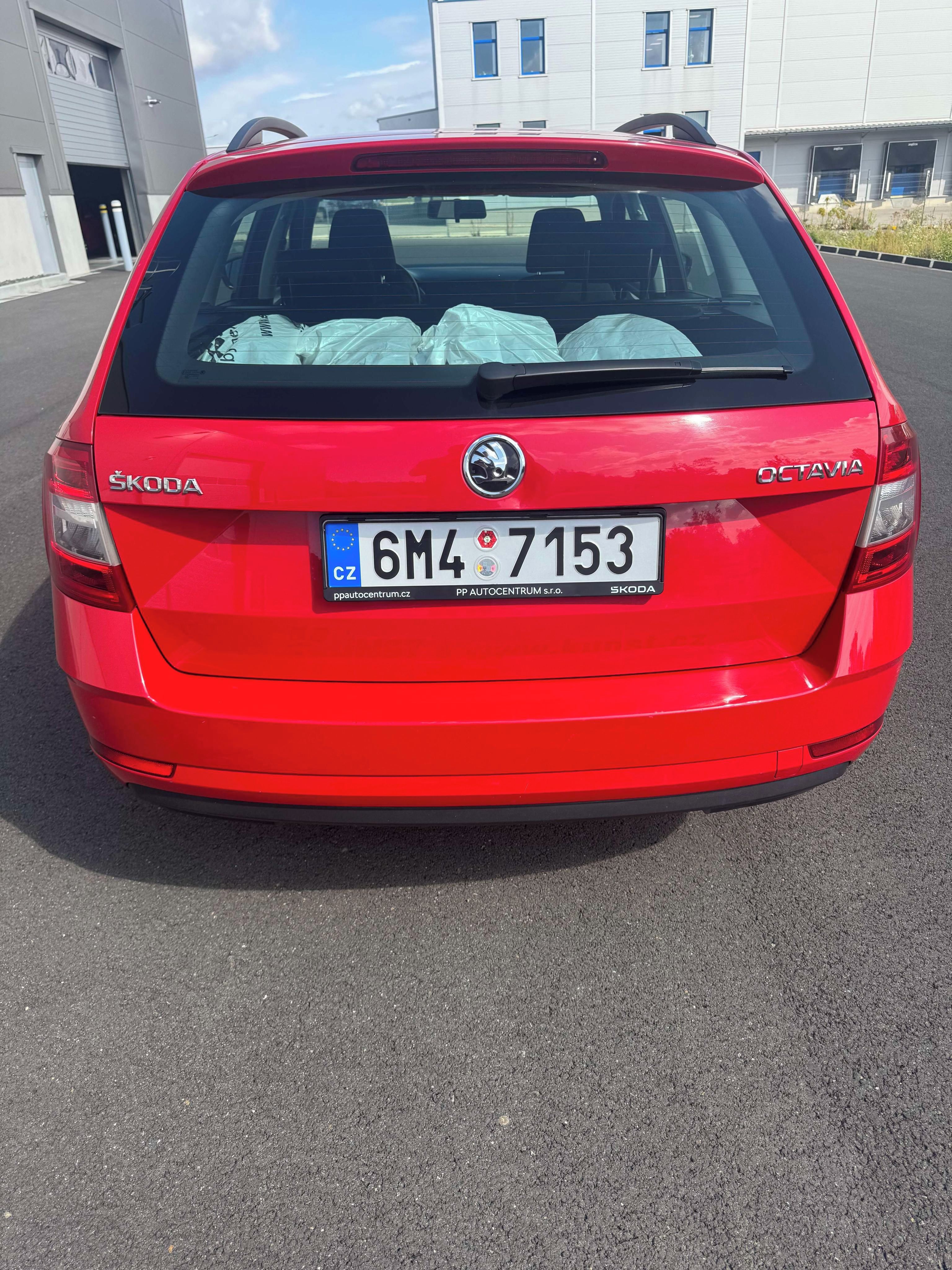 Škoda Octavia, 1.6TDI, Ambition,CZ 1. majitel - fotka 4