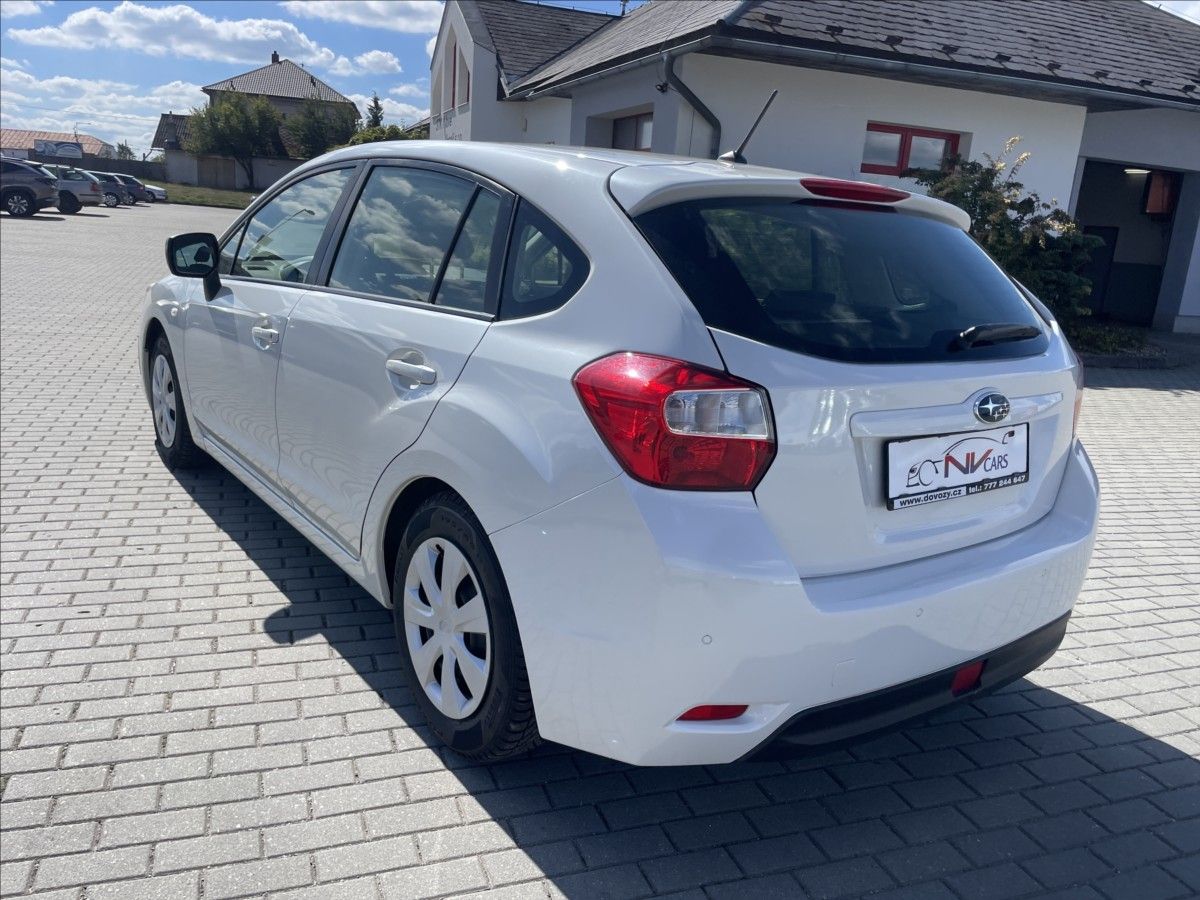 Subaru Impreza, 1,6 i 84kw AWD Euro5 serviska - fotka 4
