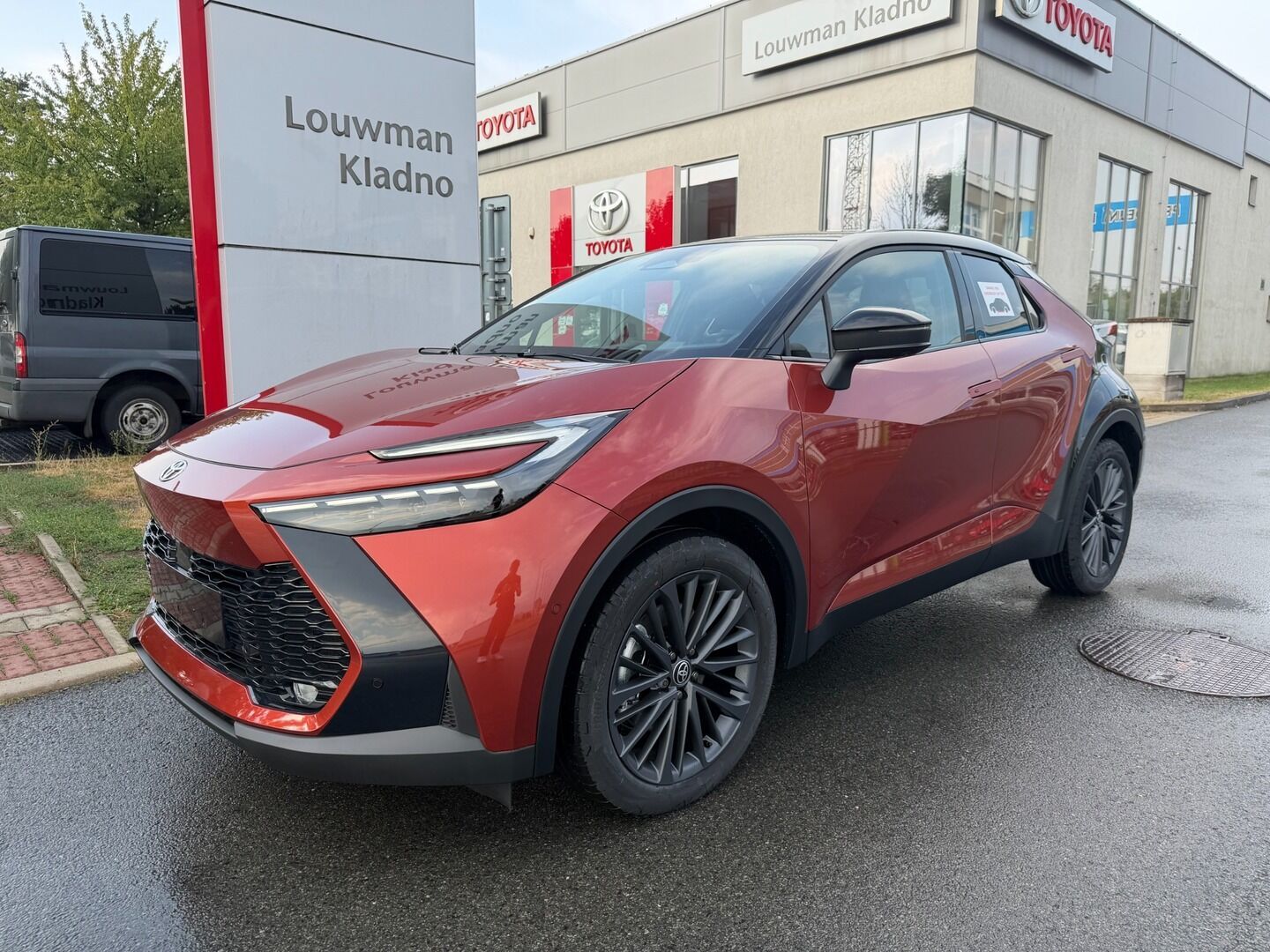 Toyota C-HR, 2.0 PHEV Tokio edition