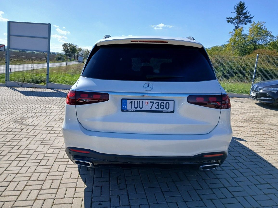 Mercedes-Benz GLS, 450D 4Matic - fotka 4
