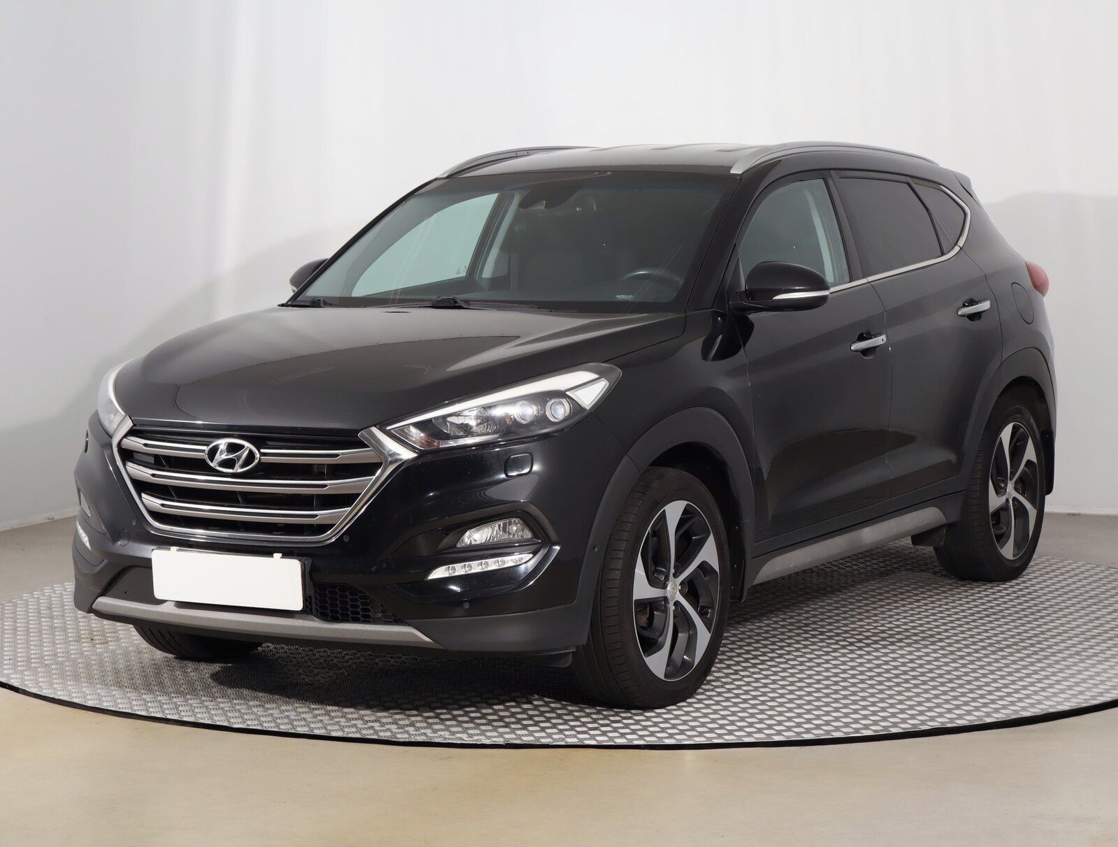 Hyundai Tucson, 1.7 CRDi, Automat, Serv.kniha - fotka 2
