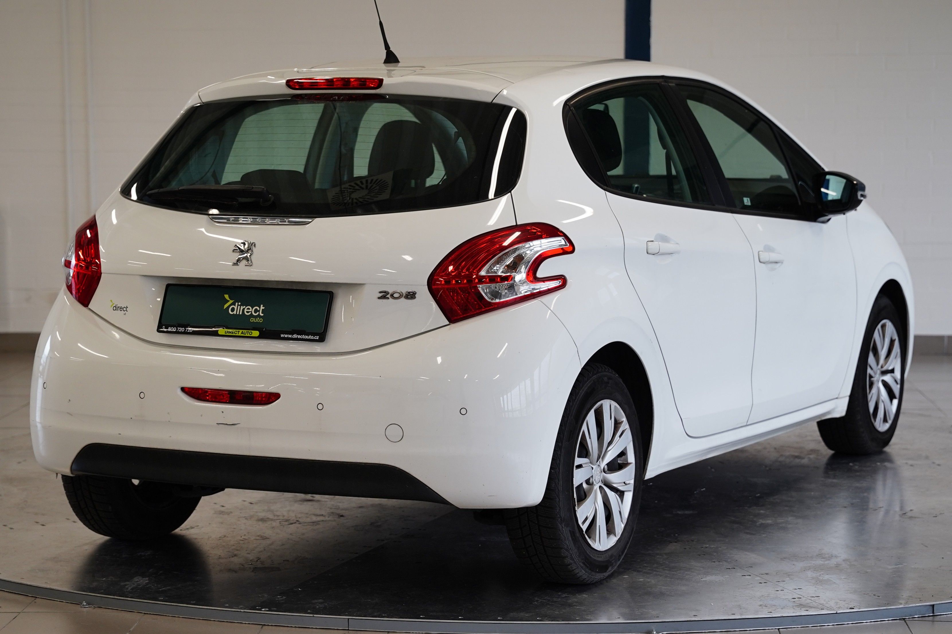 Peugeot 208, 1.0i 50 kW - fotka 2