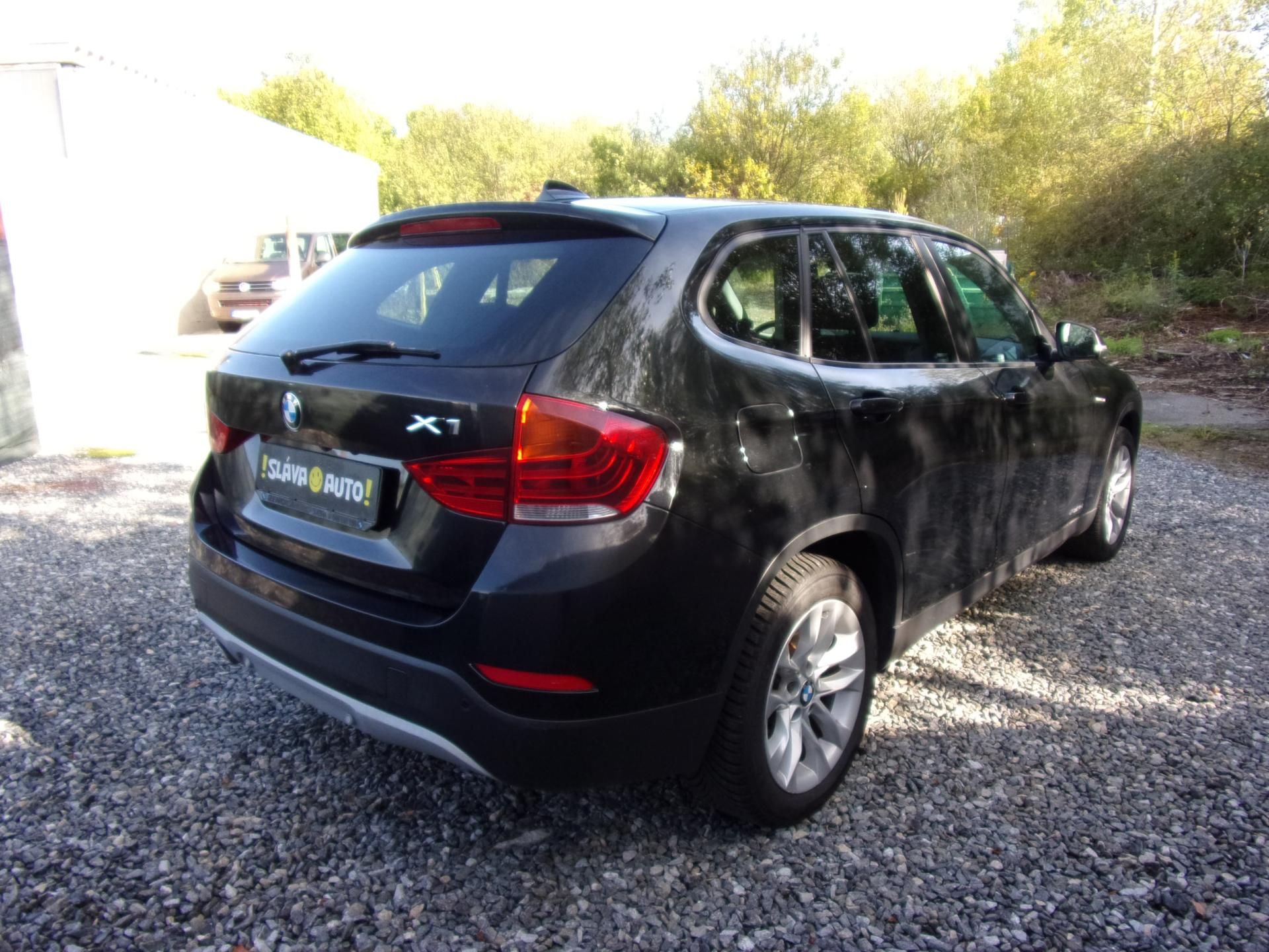 BMW X1, xDRIVE18d 105kW 1.MAJITELKA ČR - fotka 5