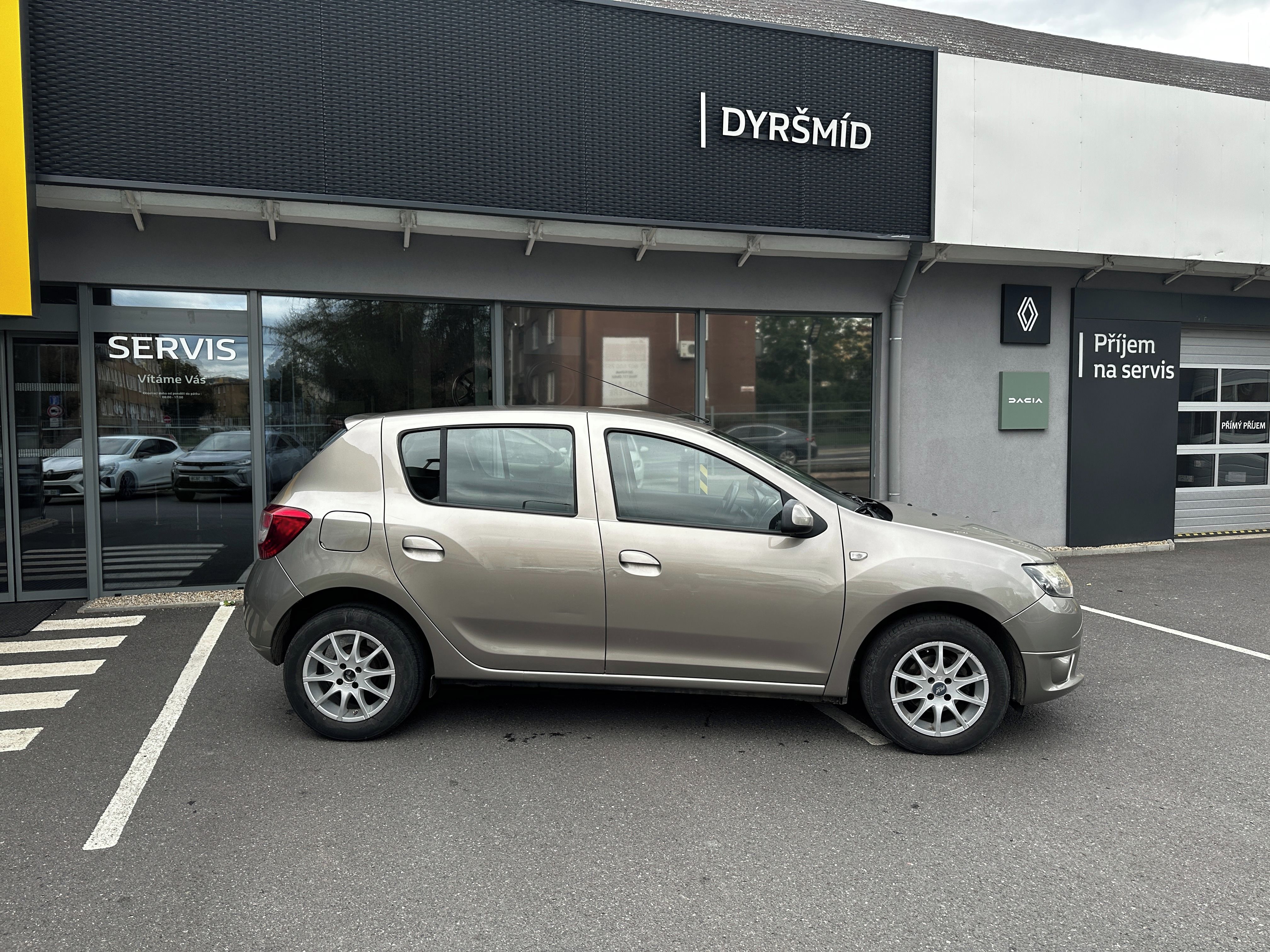 Dacia Sandero, 0,9 TCe 66 kW/90 k Arctica - fotka 4