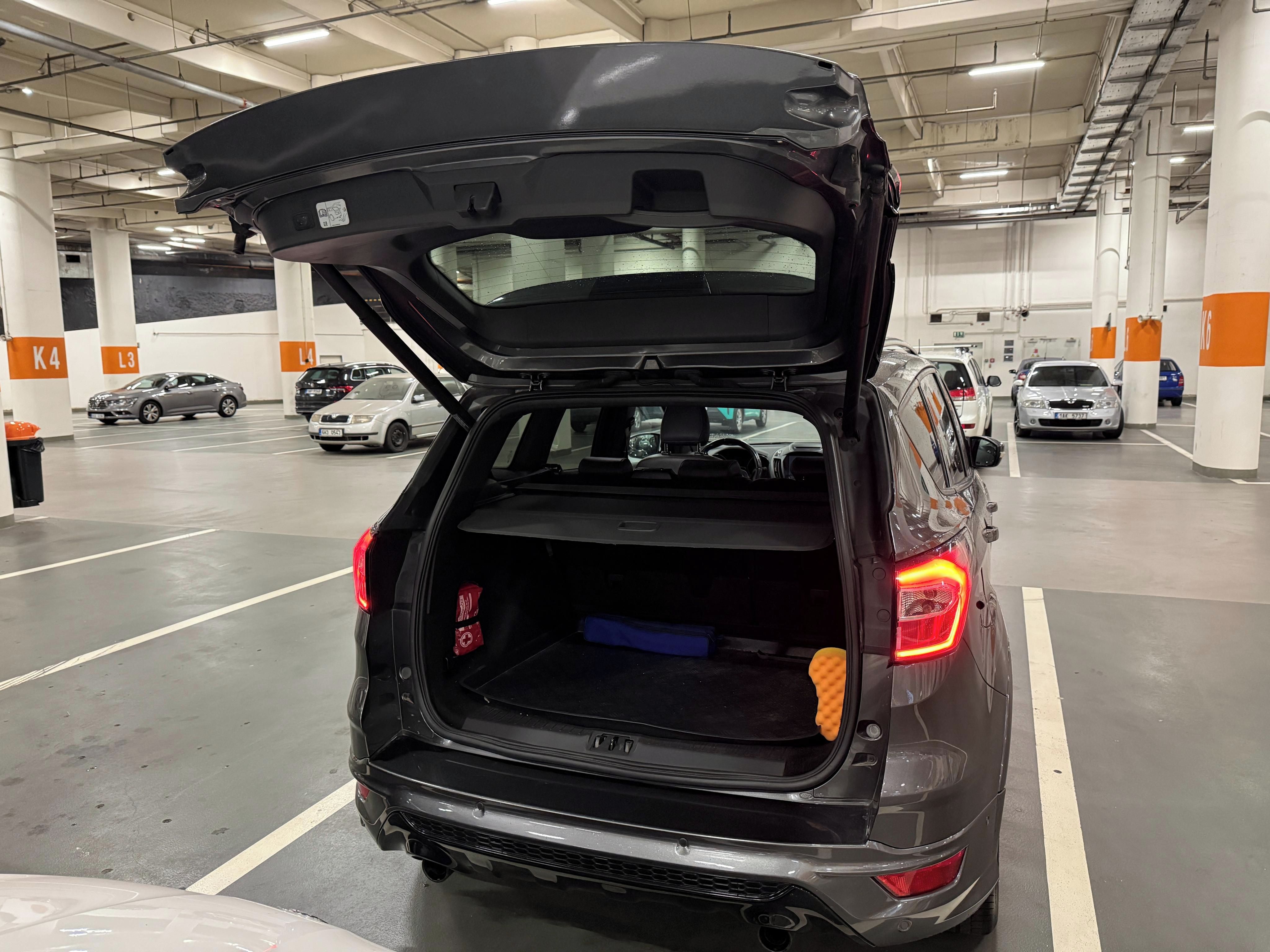 Ford Kuga, Ford Kuga 1.5 ST line 110kW - fotka 5