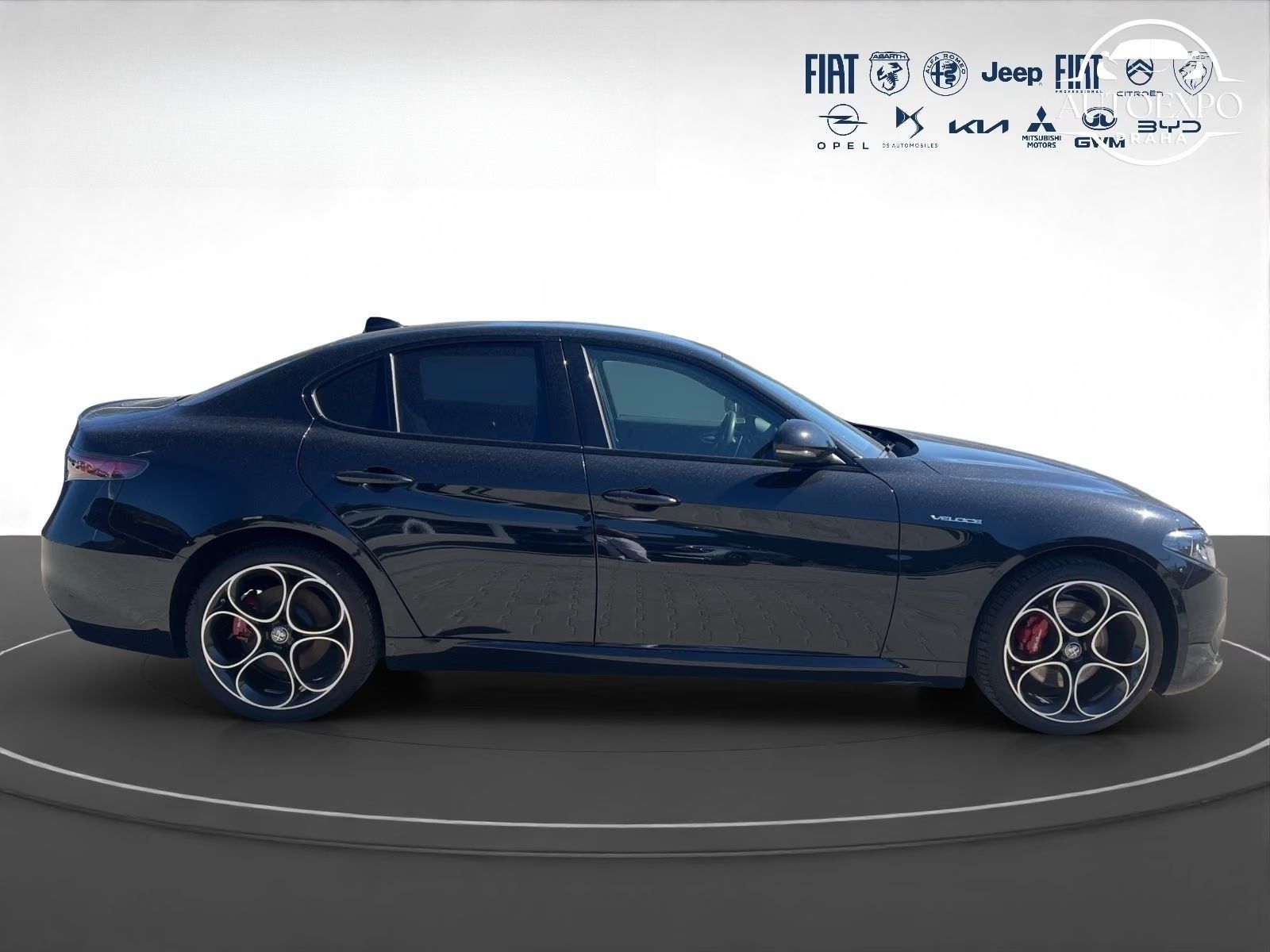 Alfa Romeo Giulia, Veloce Q4 2.0 Turbo*KeyLess - fotka 3