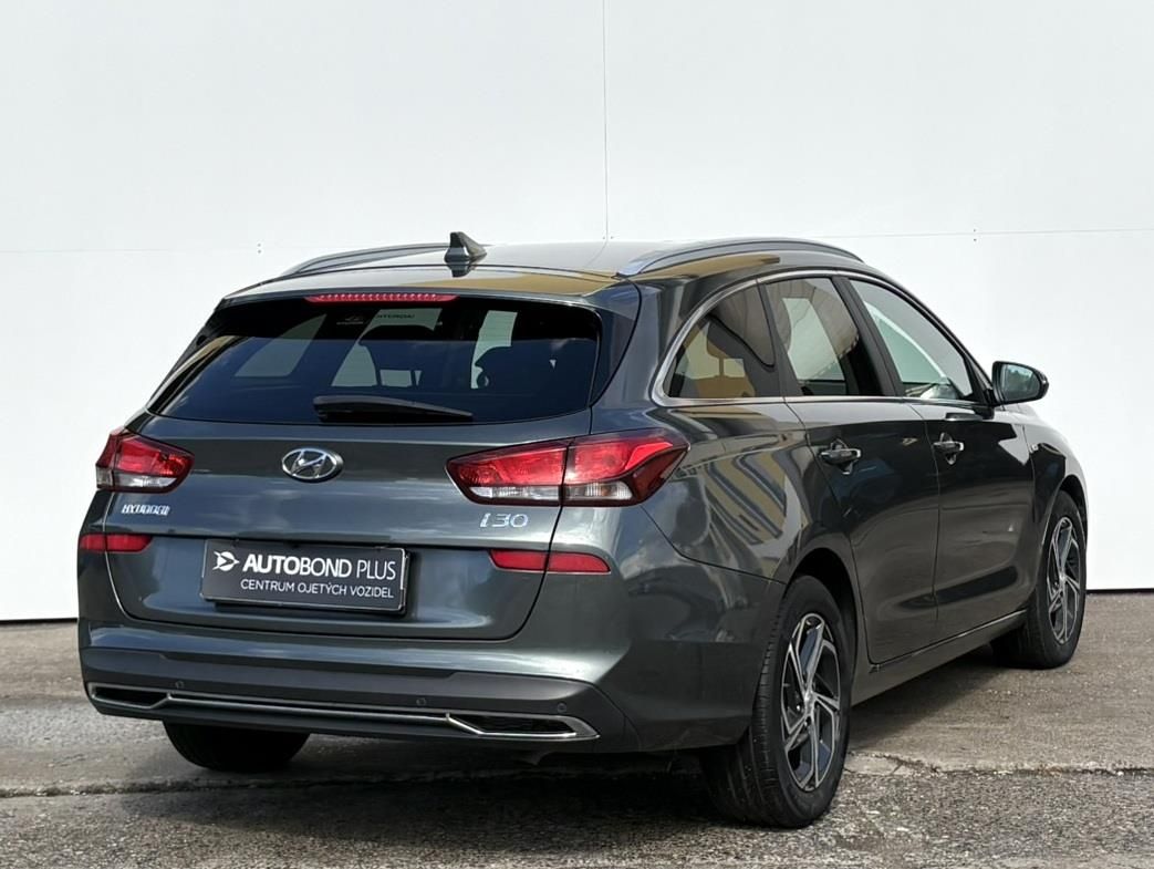 Hyundai i30, 1.5 T-GDI 117kW Family SMART