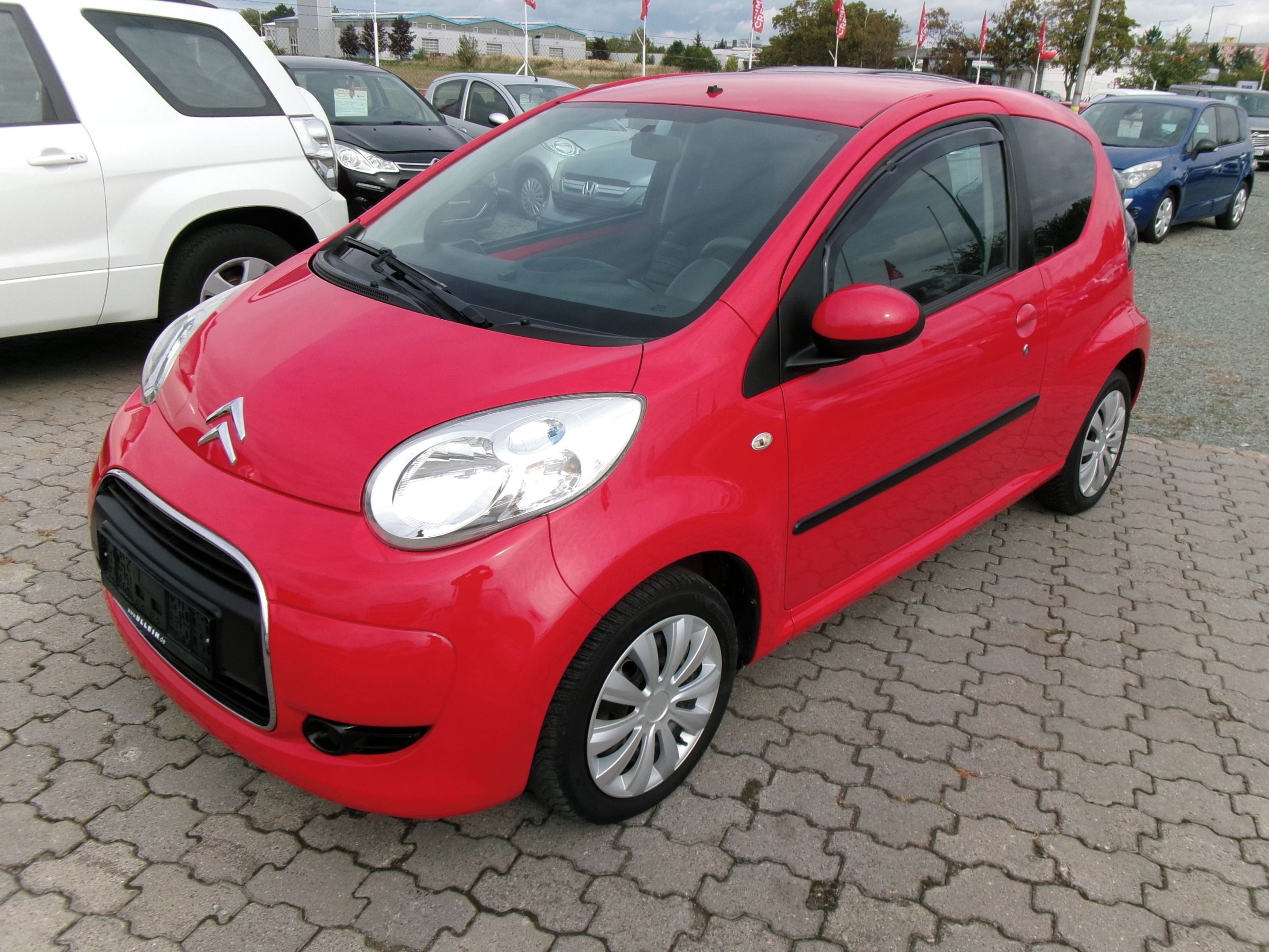 Citroën C1, 1.0i 50kw,serviska - fotka 3