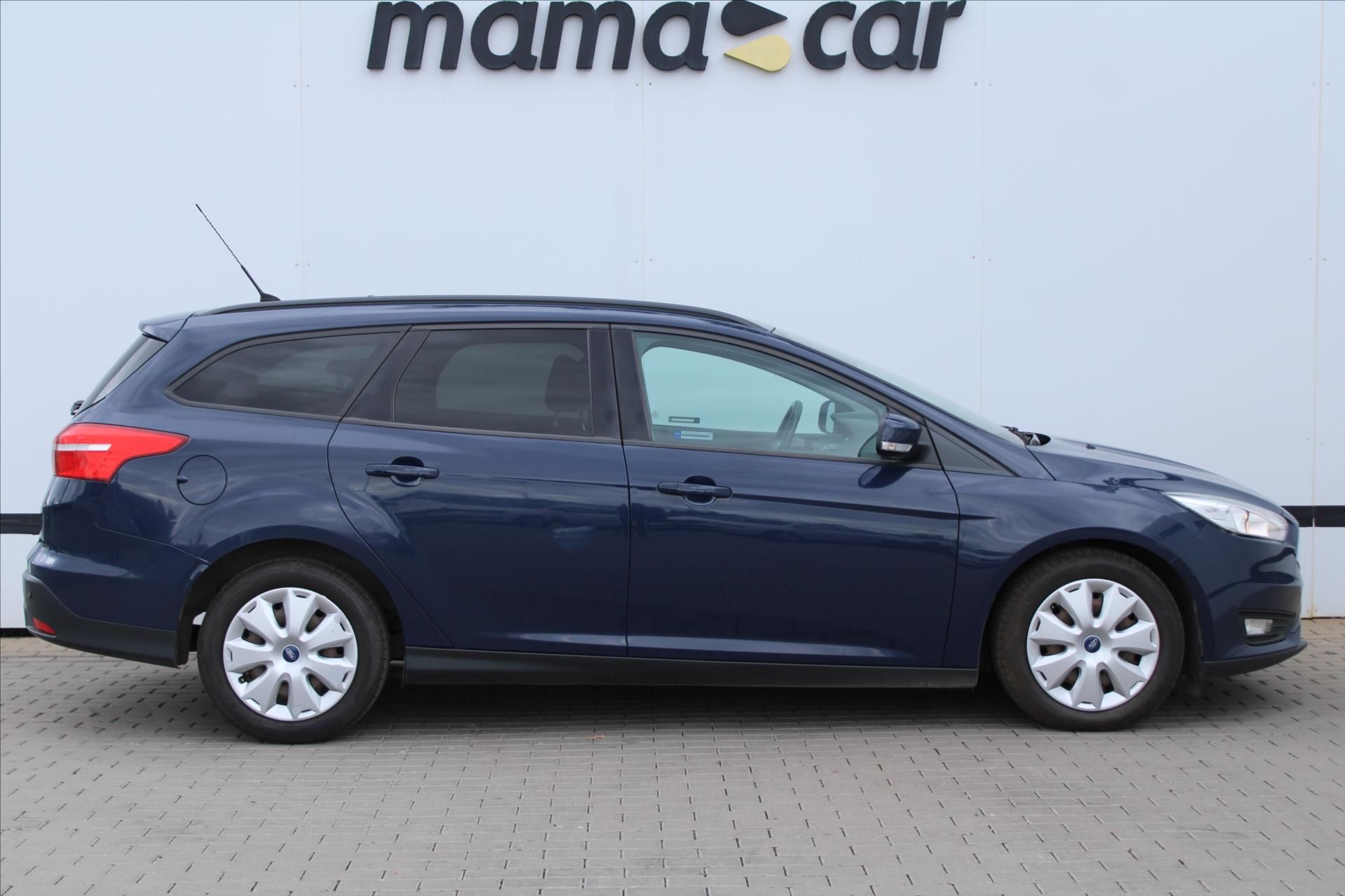 Ford Focus, 1.6 TDCI AUT.KLIMA SERV.KNIHA - fotka 2