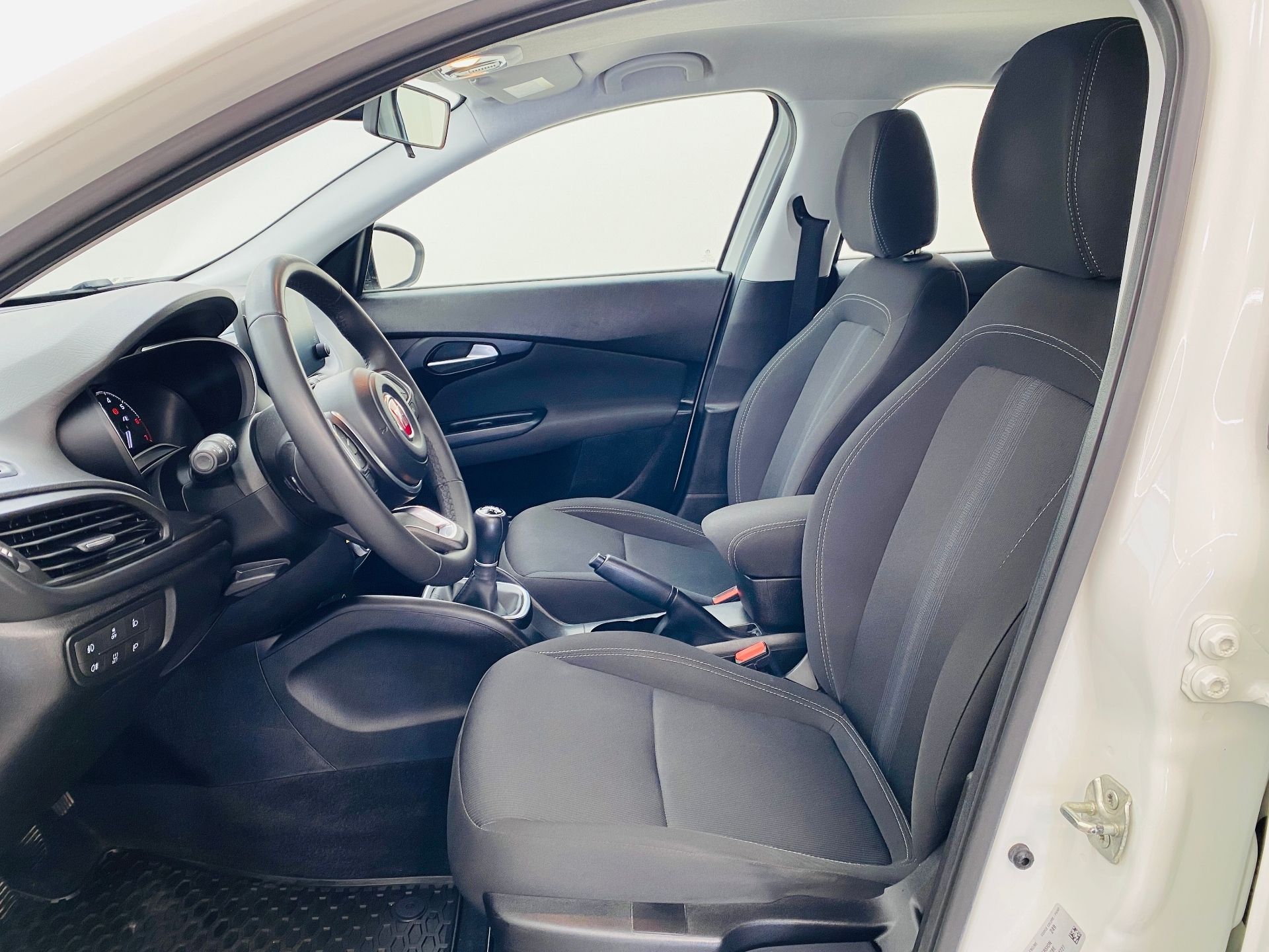Fiat Tipo, 1,0T 74kW kombi - fotka 5