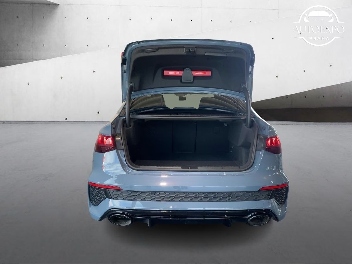 Audi RS3, Limousine 2.5 TFSI Quattro* - fotka 6