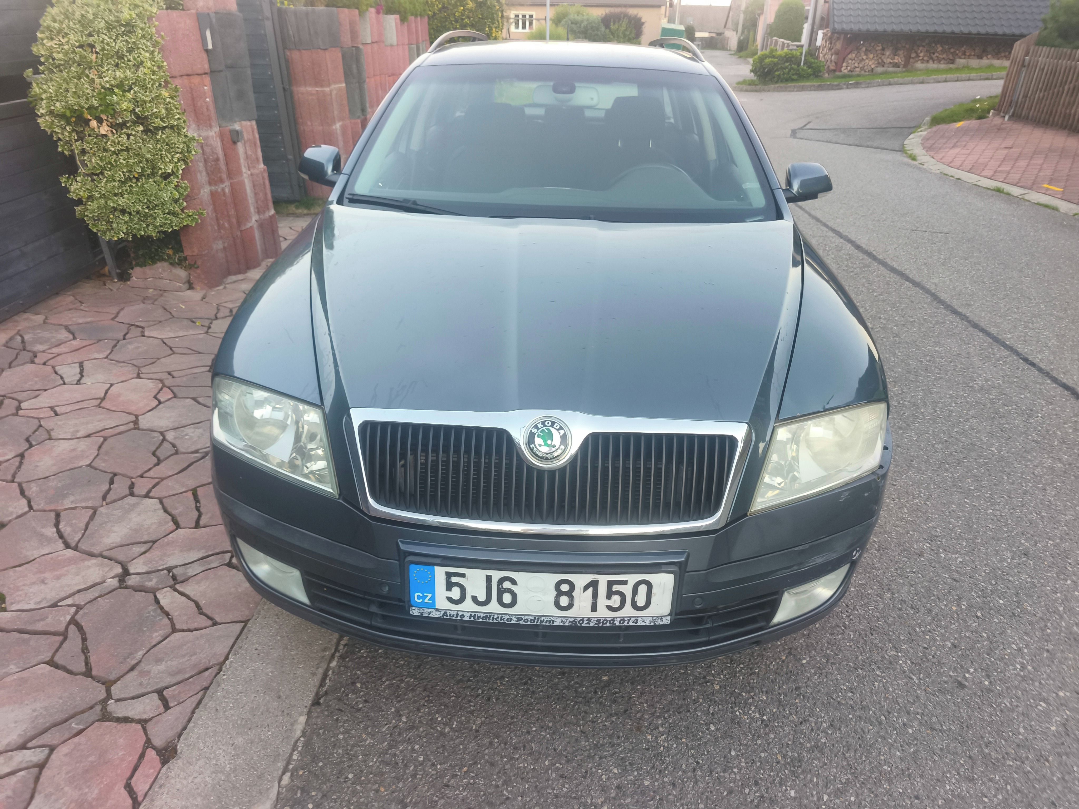 Škoda Octavia - fotka 3