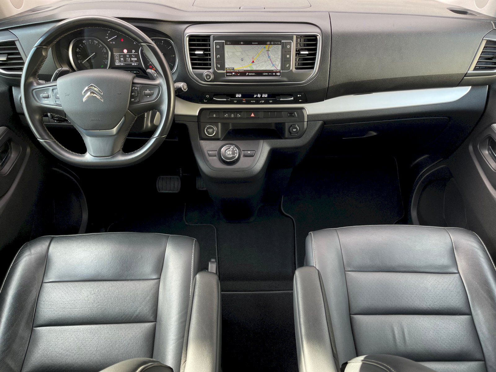 Citroën SpaceTourer, AUT 2.0 HDi / 130 kW Shine - fotka 5