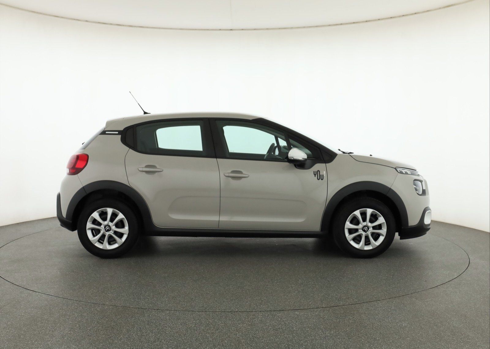 Citroën C3, 1.2 PureTech, Záruka, ČR,1.maj - fotka 6