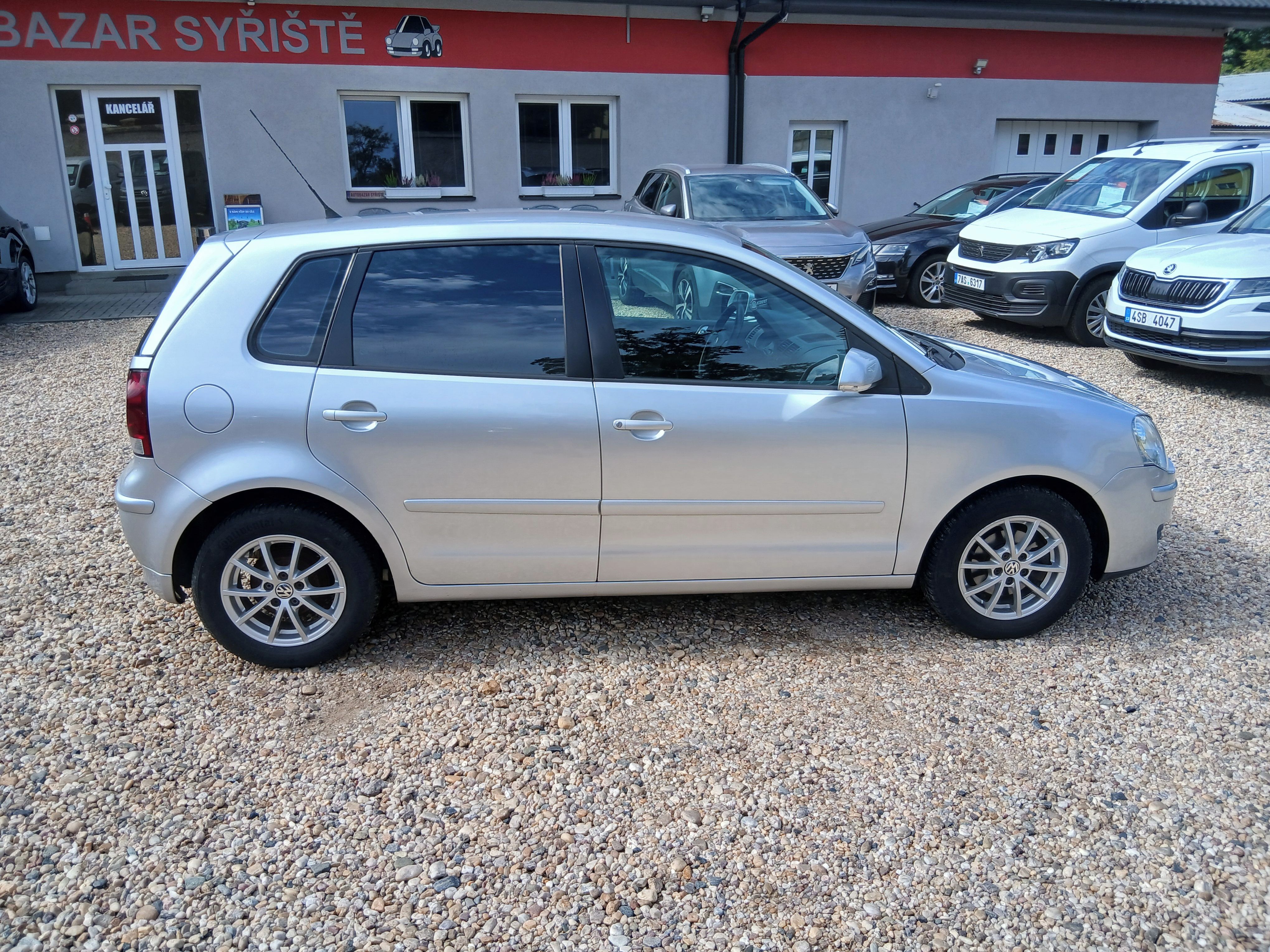Volkswagen Polo, 1.4TDi 59KW BlueMotion Klima - fotka 4