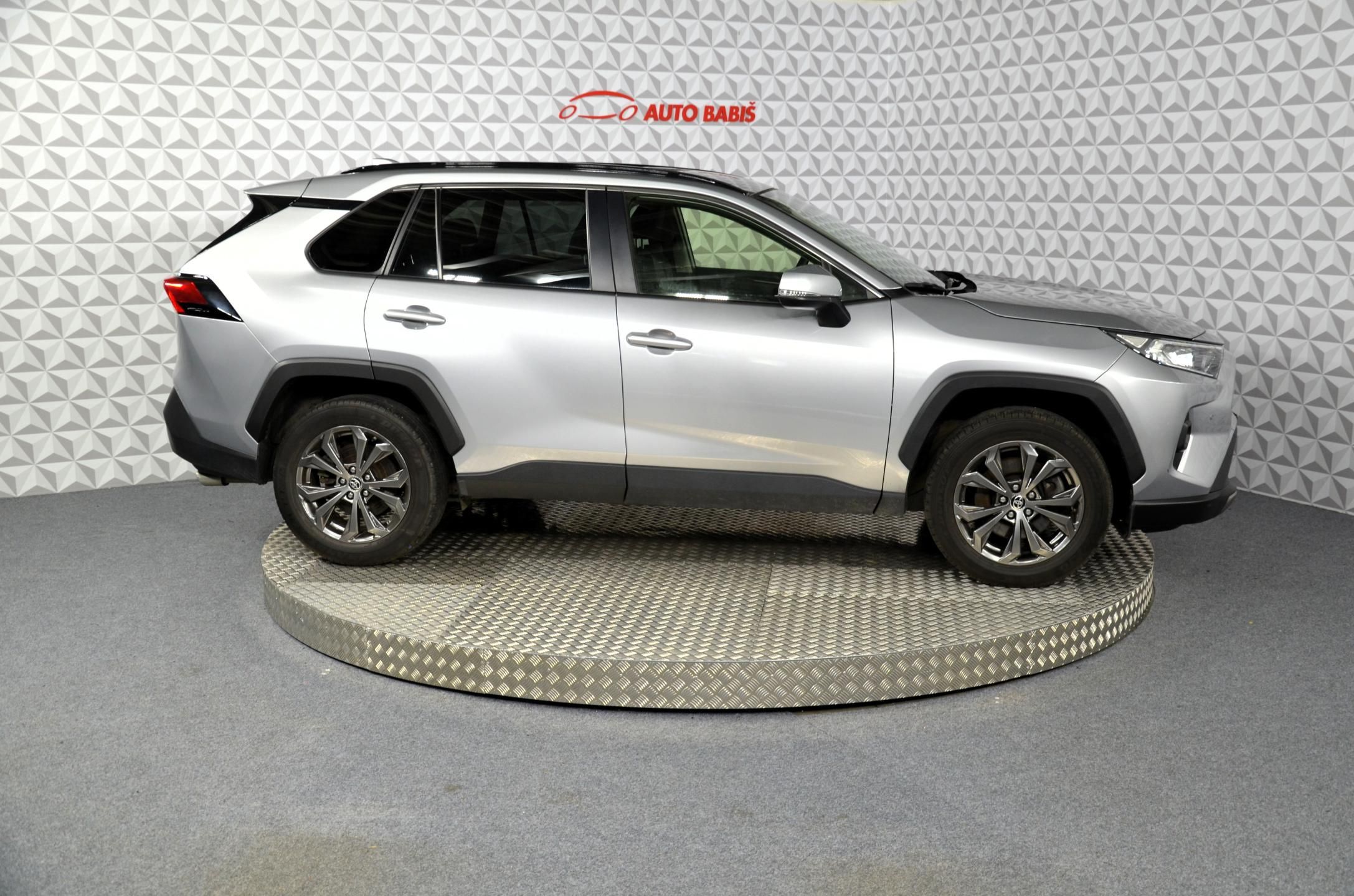 Toyota Rav4, 2.5 Hybrid Comfort 4WD AT - fotka 4