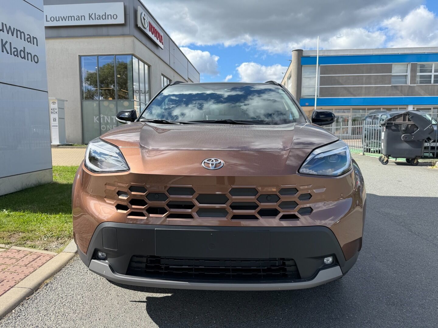 Toyota Yaris Cross, Executive VIP Tech 4x4 - fotka 2