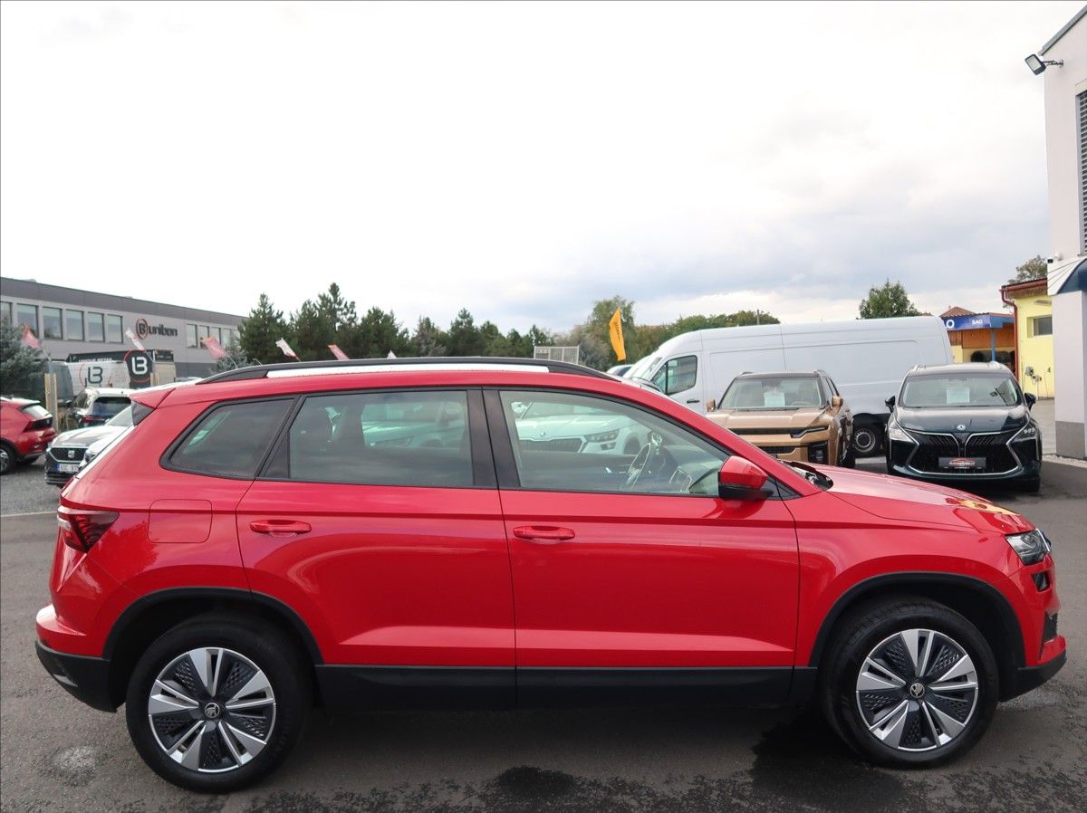Škoda Karoq, 2,0 TDi,1majČR,Style,Serv.,DPH - fotka 6