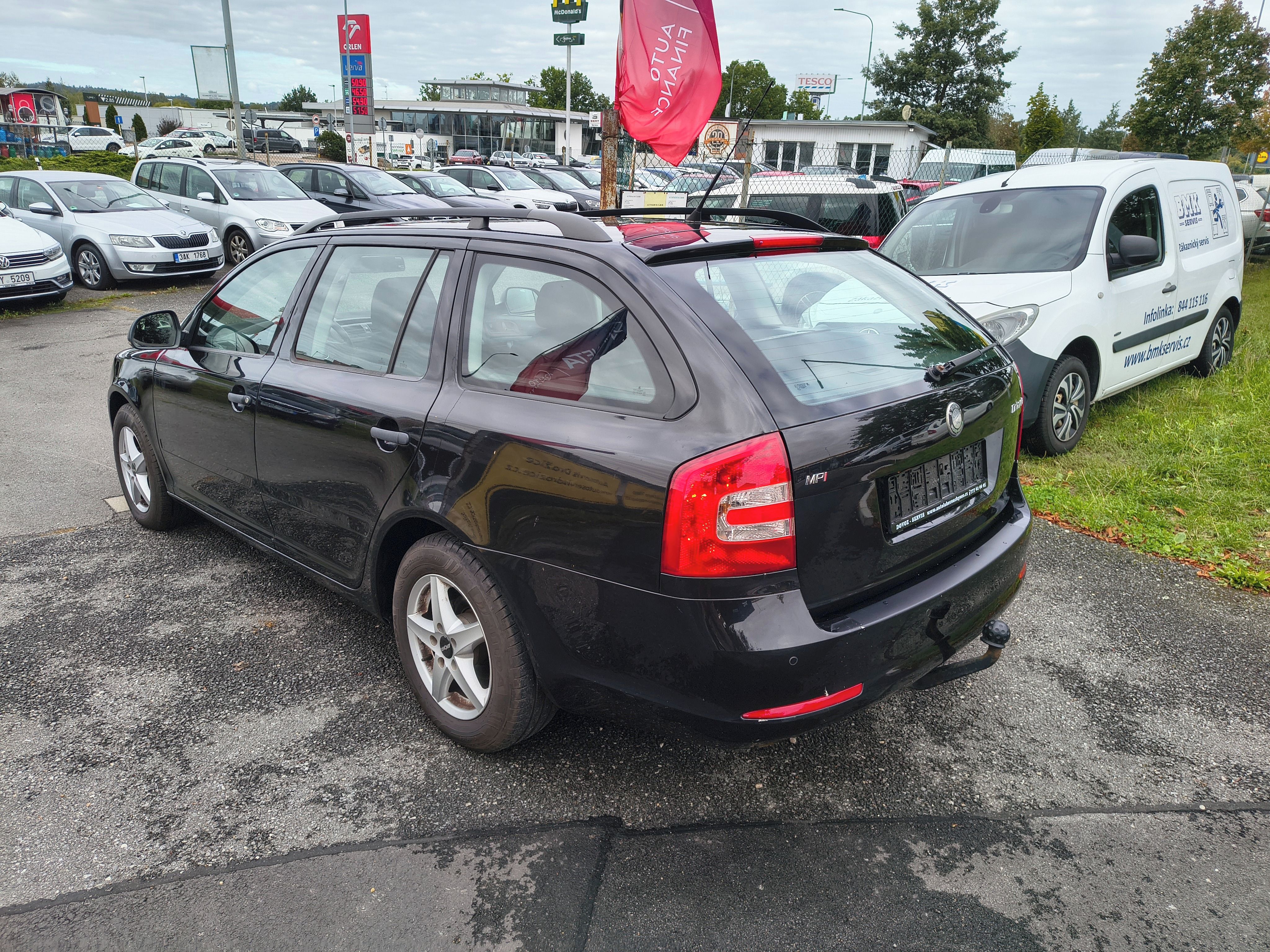 Škoda Octavia, 1,6 MPi - fotka 2