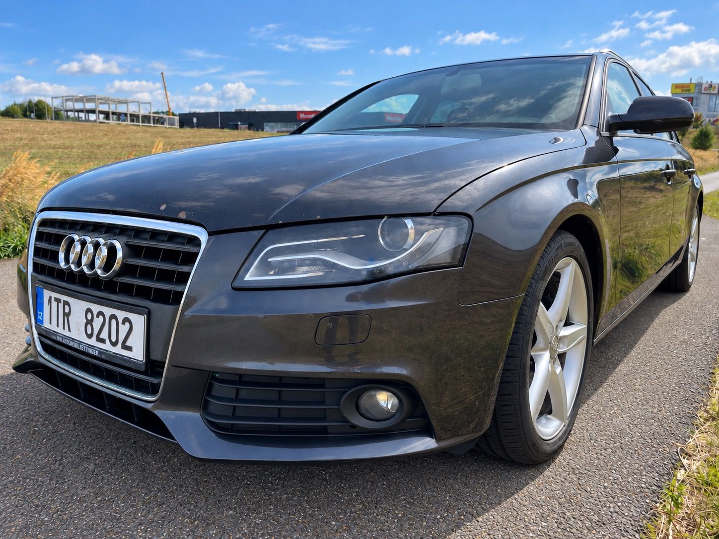Audi A4, B8 Avant 2.0 TDi |servis.hist. - fotka 2