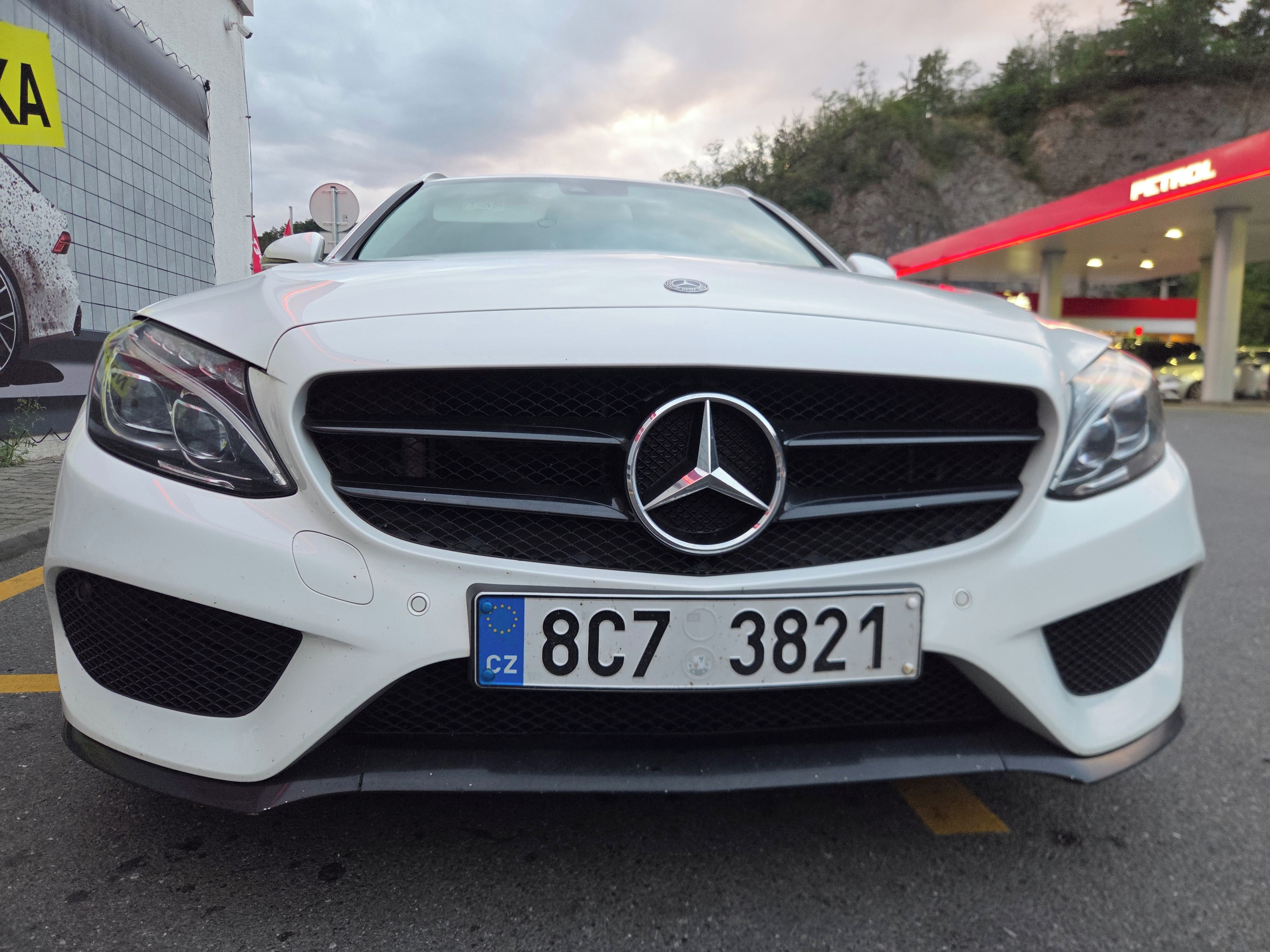 Mercedes-Benz Třídy C, Mercedes C 220 4matic AMG 2018 - fotka 5