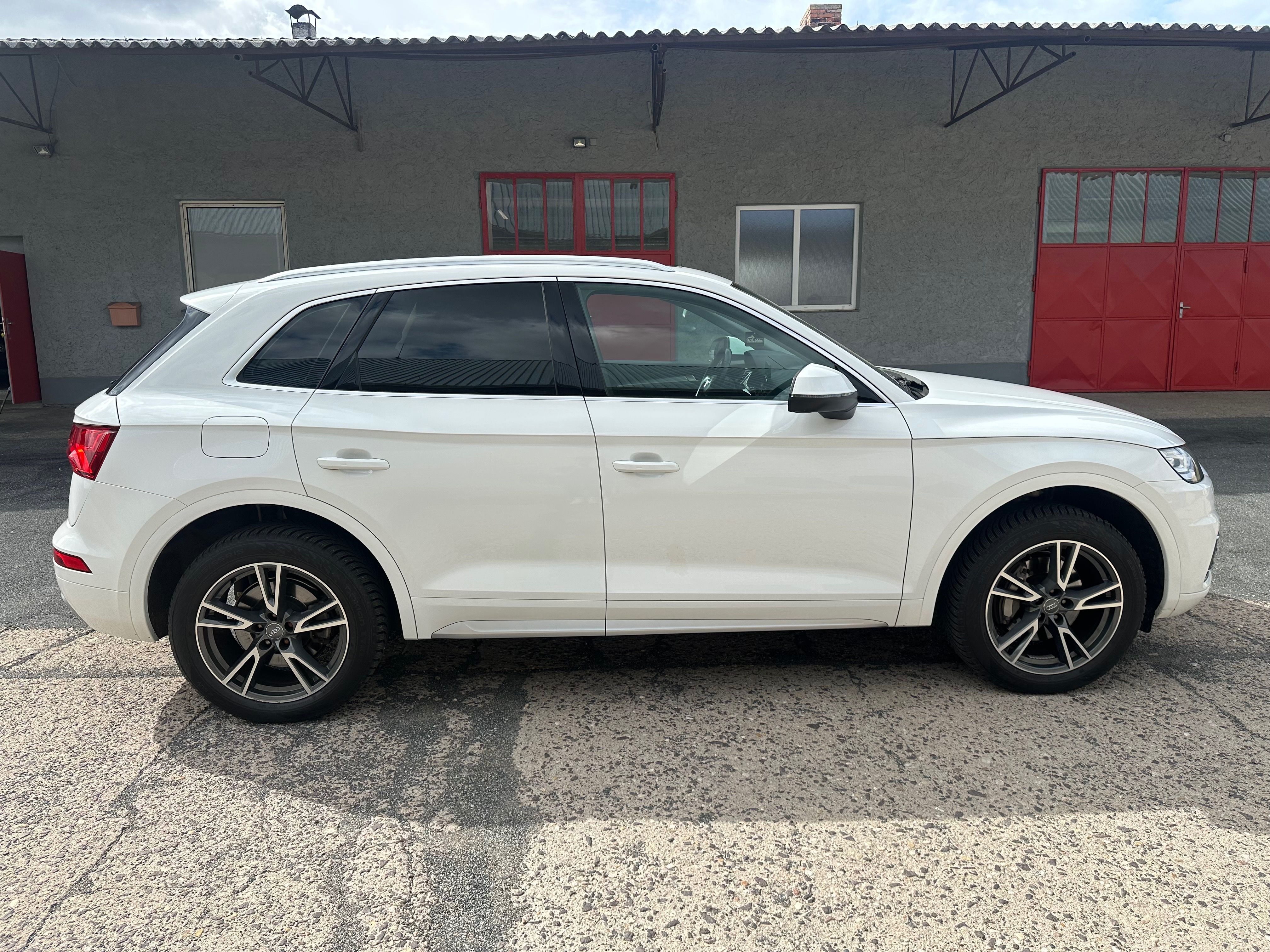 Audi Q5, 2.0 TFSI 185kW - fotka 6