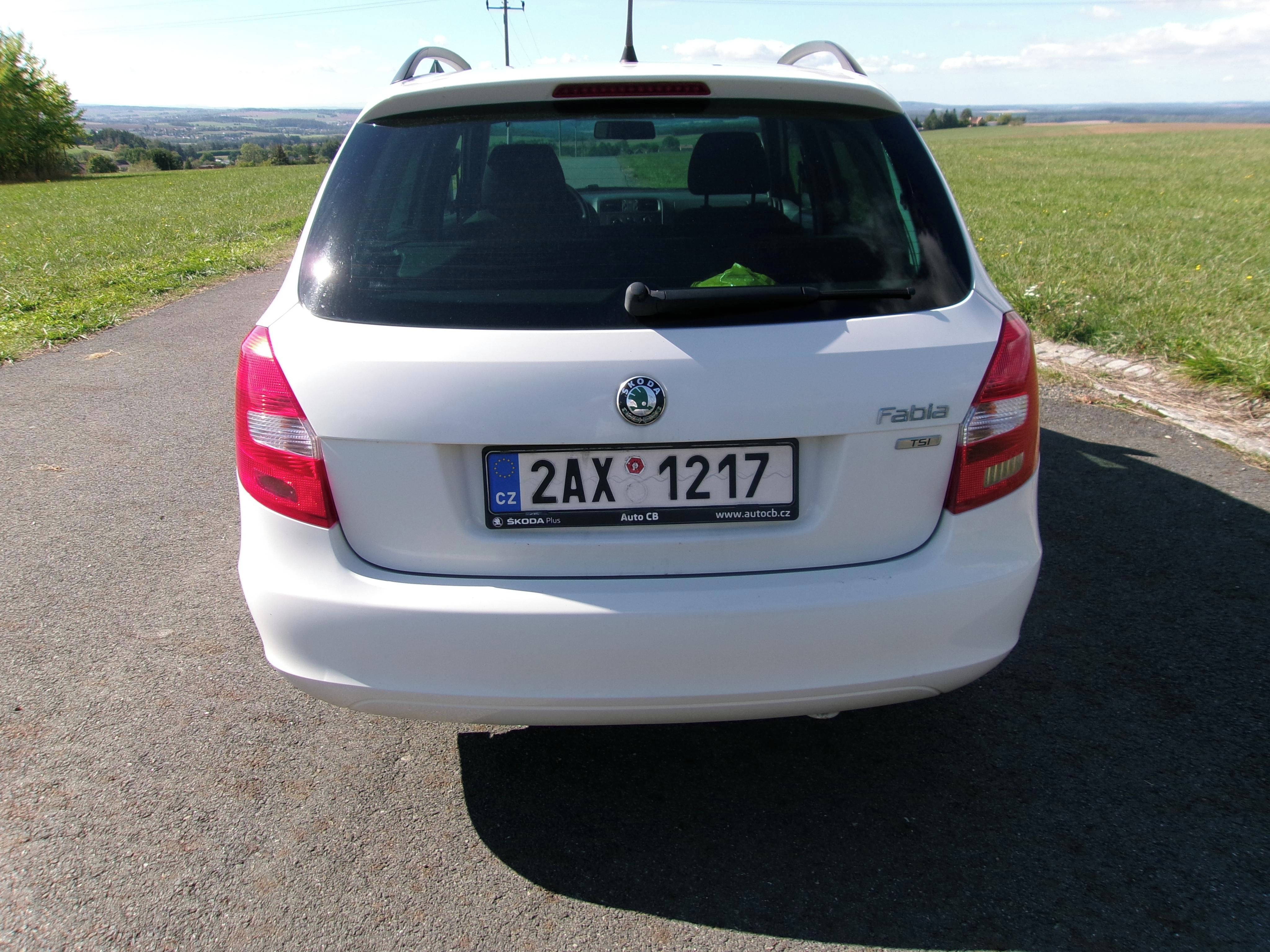 Škoda Fabia, 1,2 TSI koup ČR servisované - fotka 4
