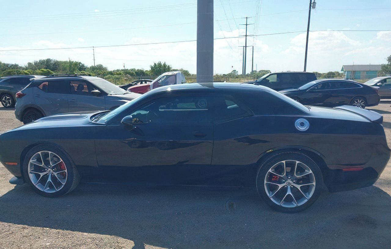 Dodge Challenger, Auto na cestě - fotka 3