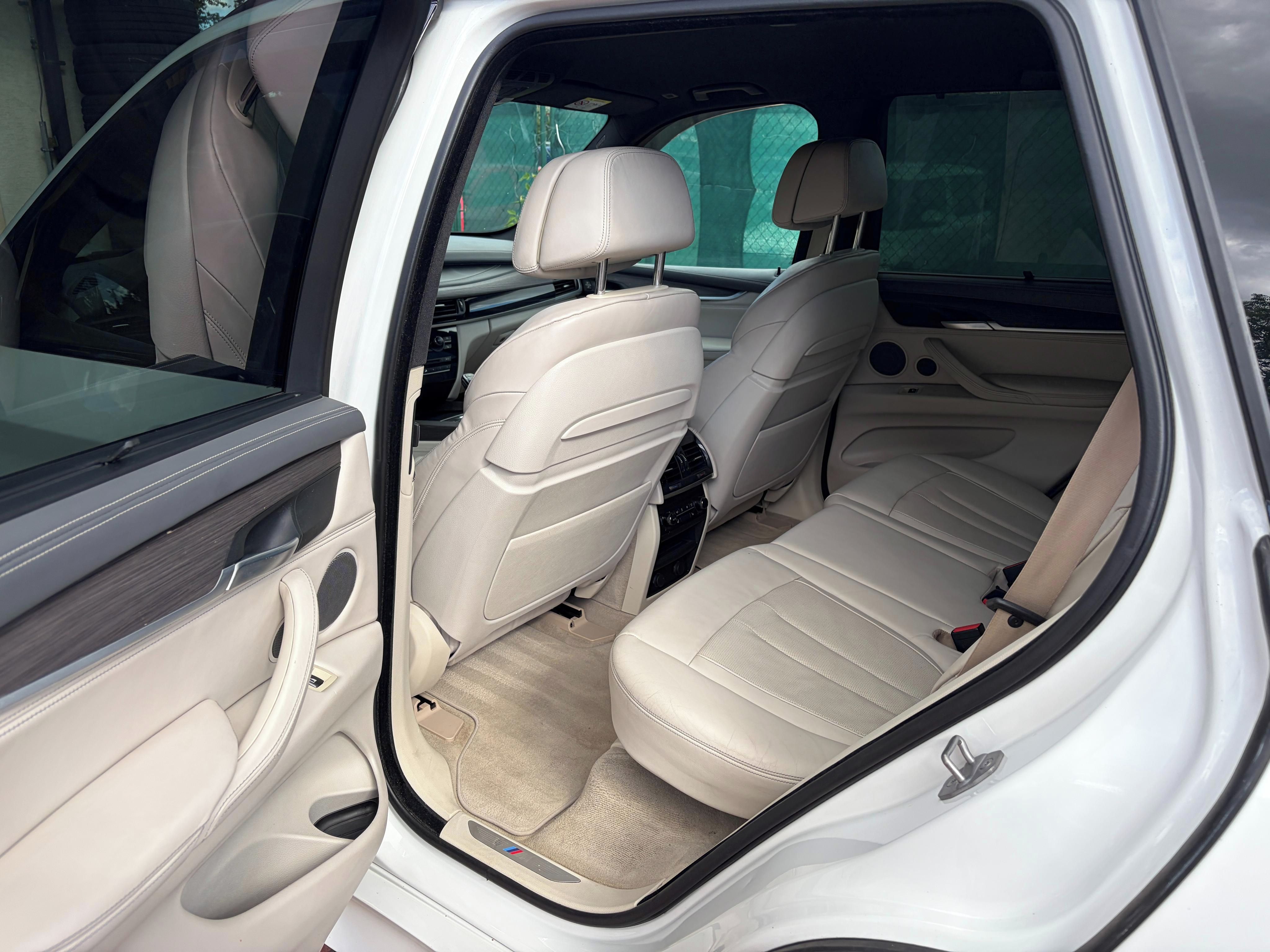 BMW X5, M50D, 280kw, ČR, - fotka 6