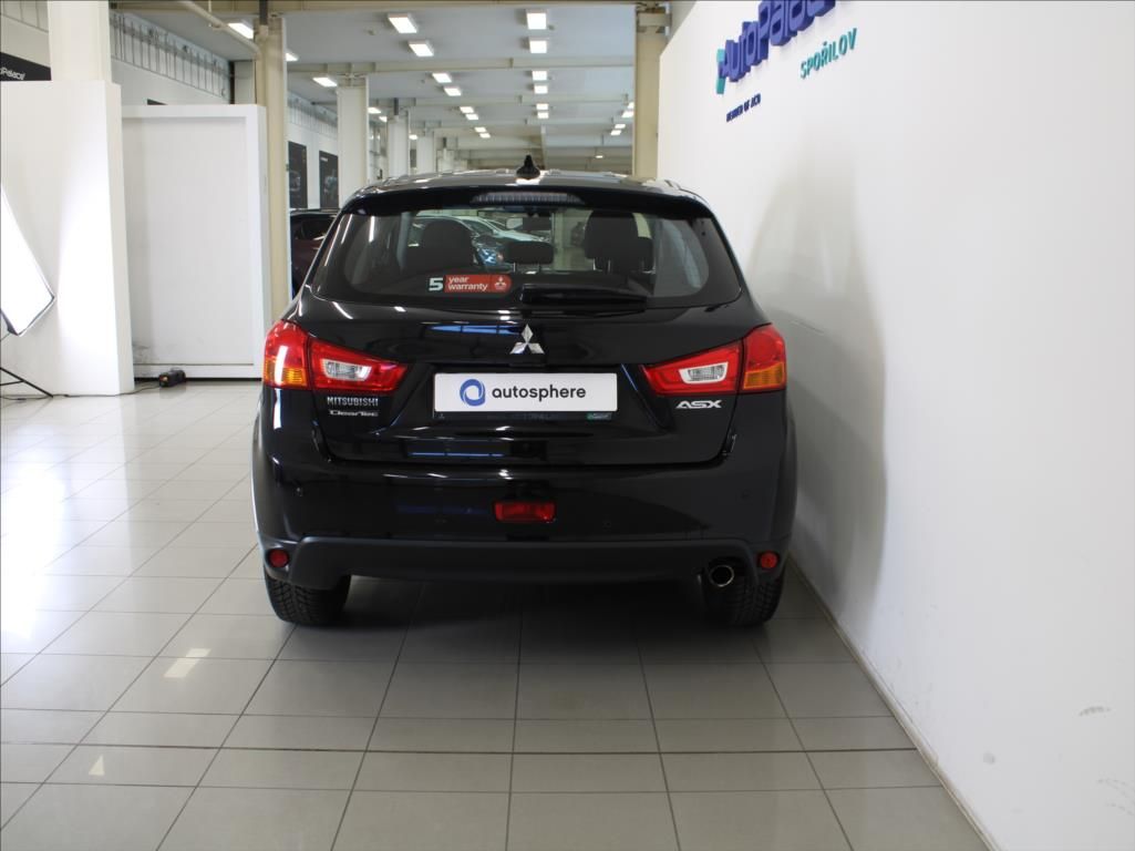 Mitsubishi ASX, 1,6 MIVEC 121tkm. 1.maj.ČR - fotka 4
