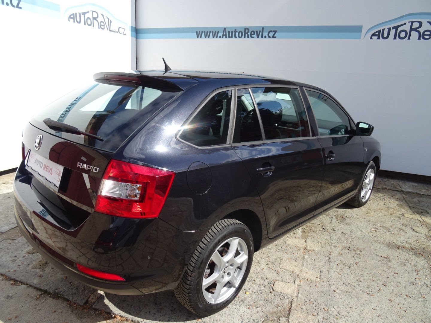 Škoda Rapid, 1.6TDi,66kW,S,kniha,ALU - fotka 4