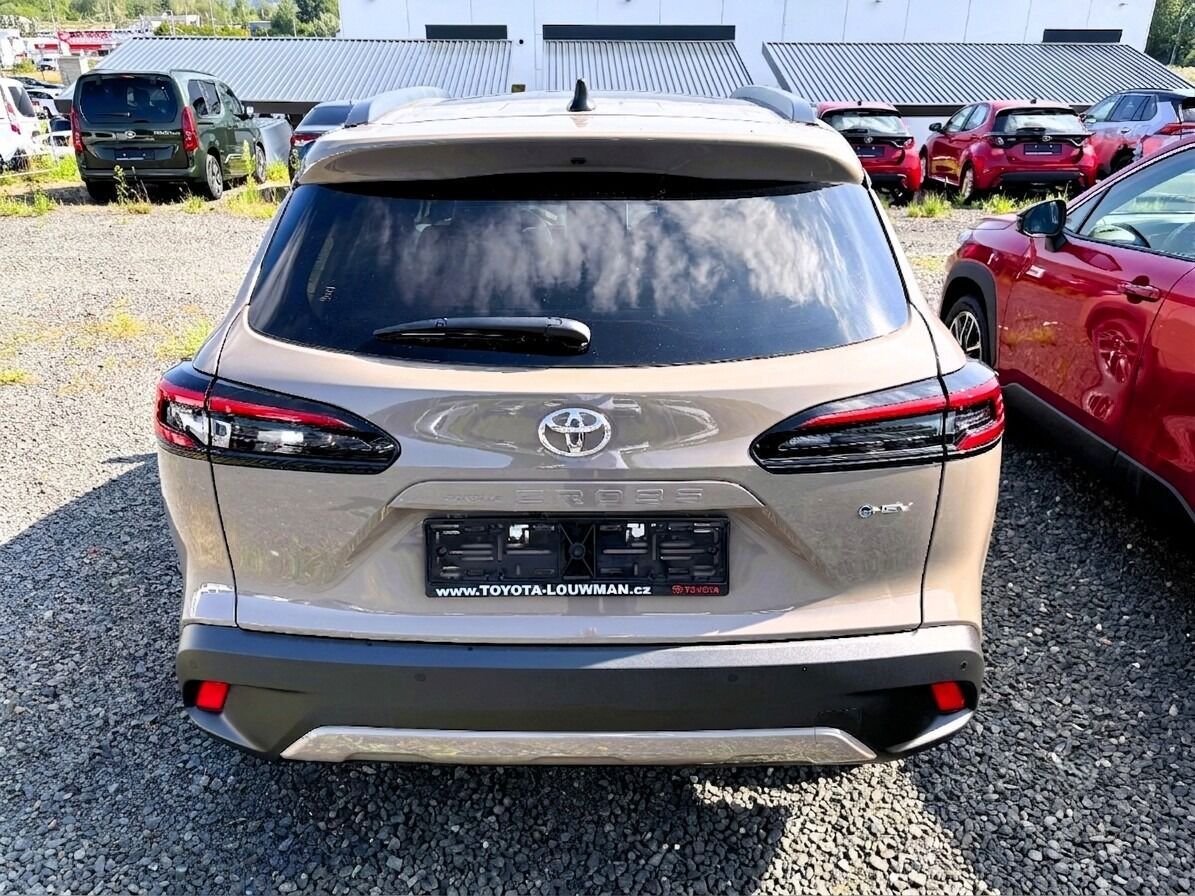 Toyota Corolla Cross, 2,0 Executive Skyview - fotka 6
