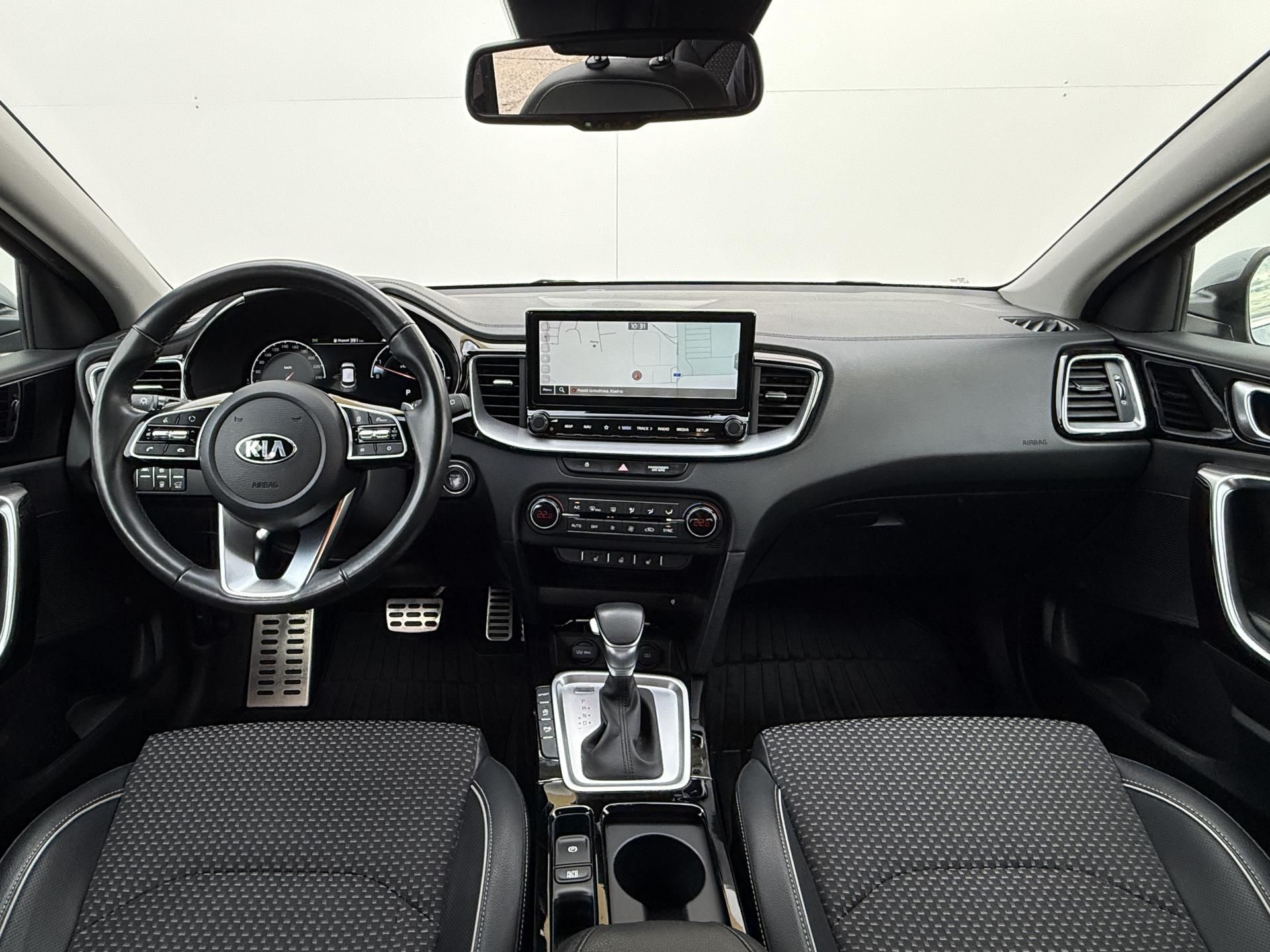 Kia XCee´d, 1.5 T-GDI 7DCT 117kW TOP - fotka 5