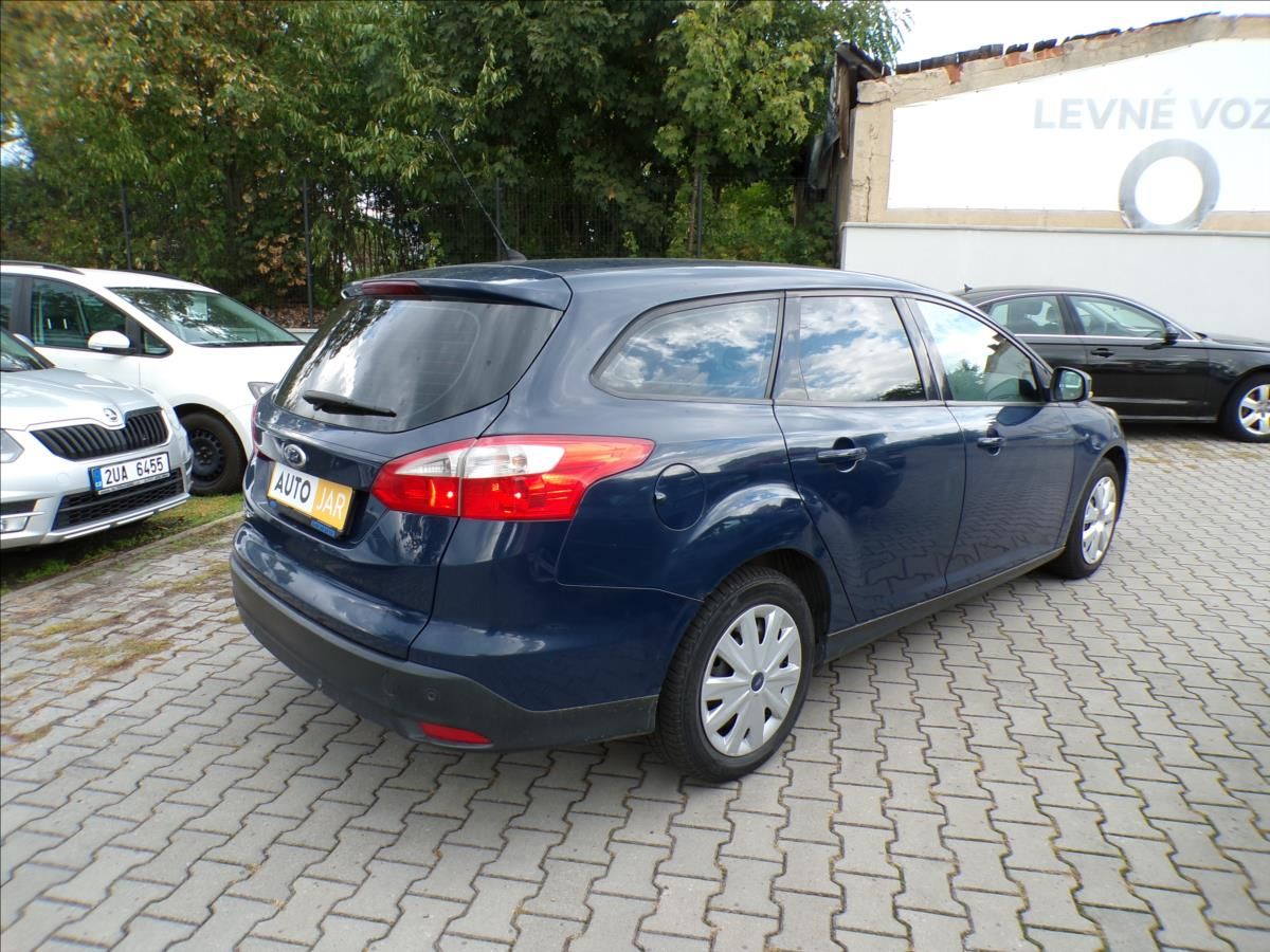 Ford Focus, 1,6 TDCi - fotka 5