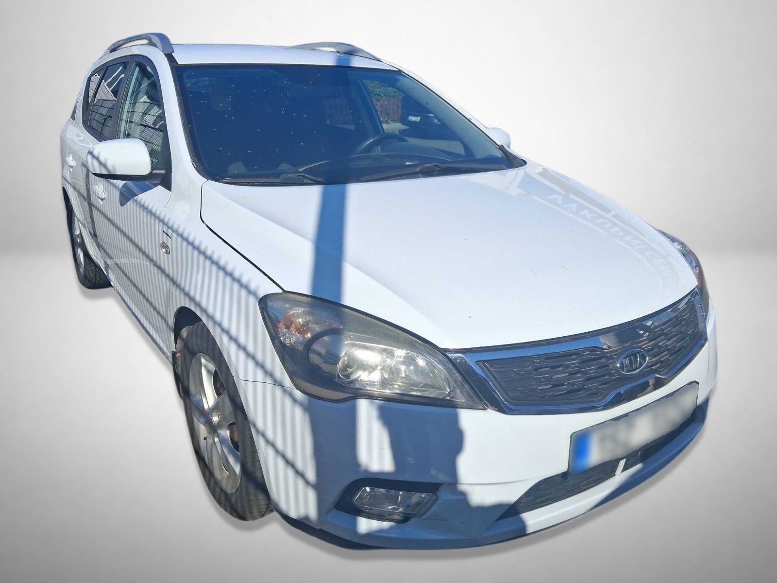 Kia Cee´d, 1.4 CVVT, Klima, zamluveno - fotka 2
