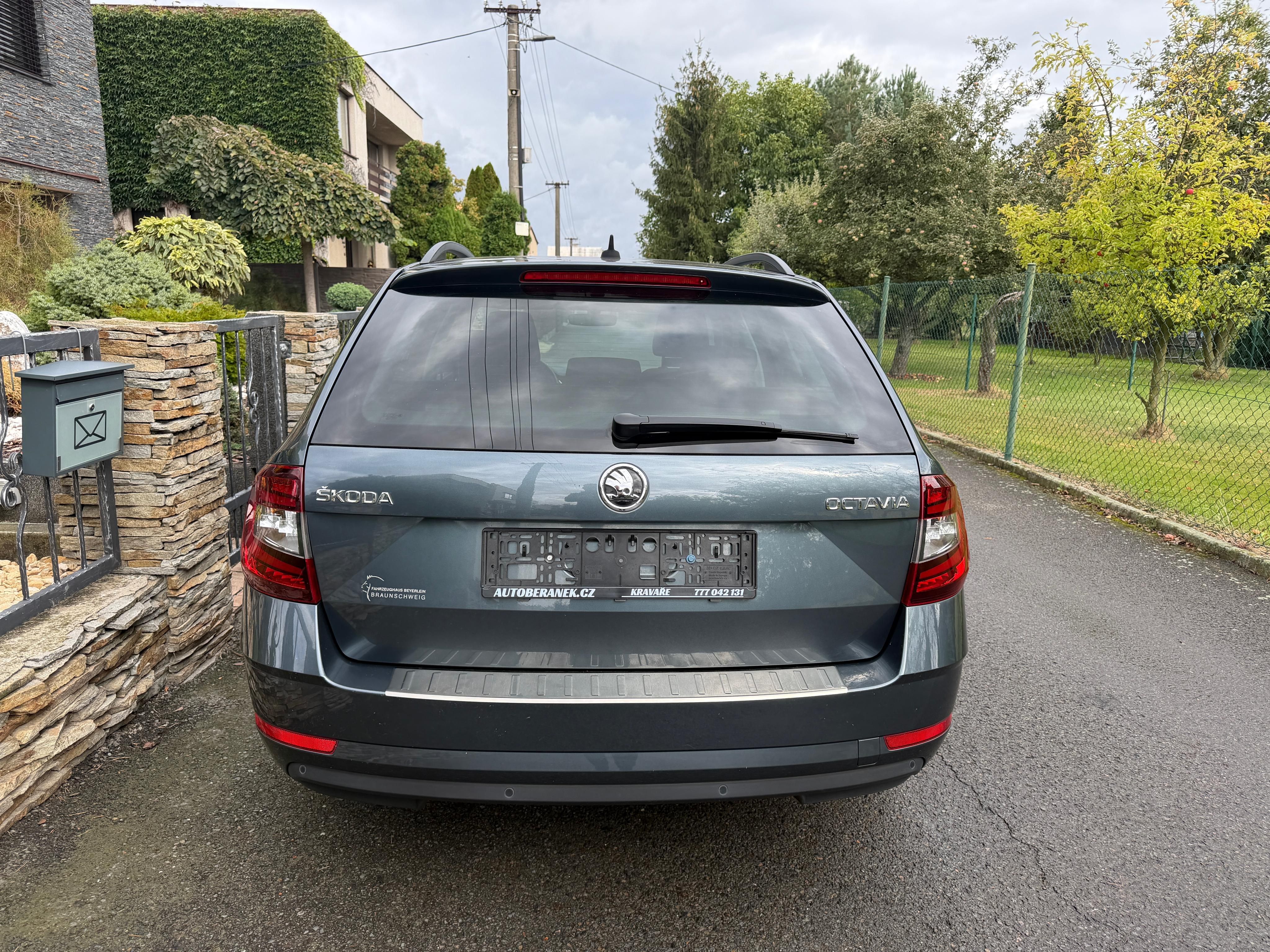 Škoda Octavia, 1.0 TSI 85KW DRIVE - fotka 3