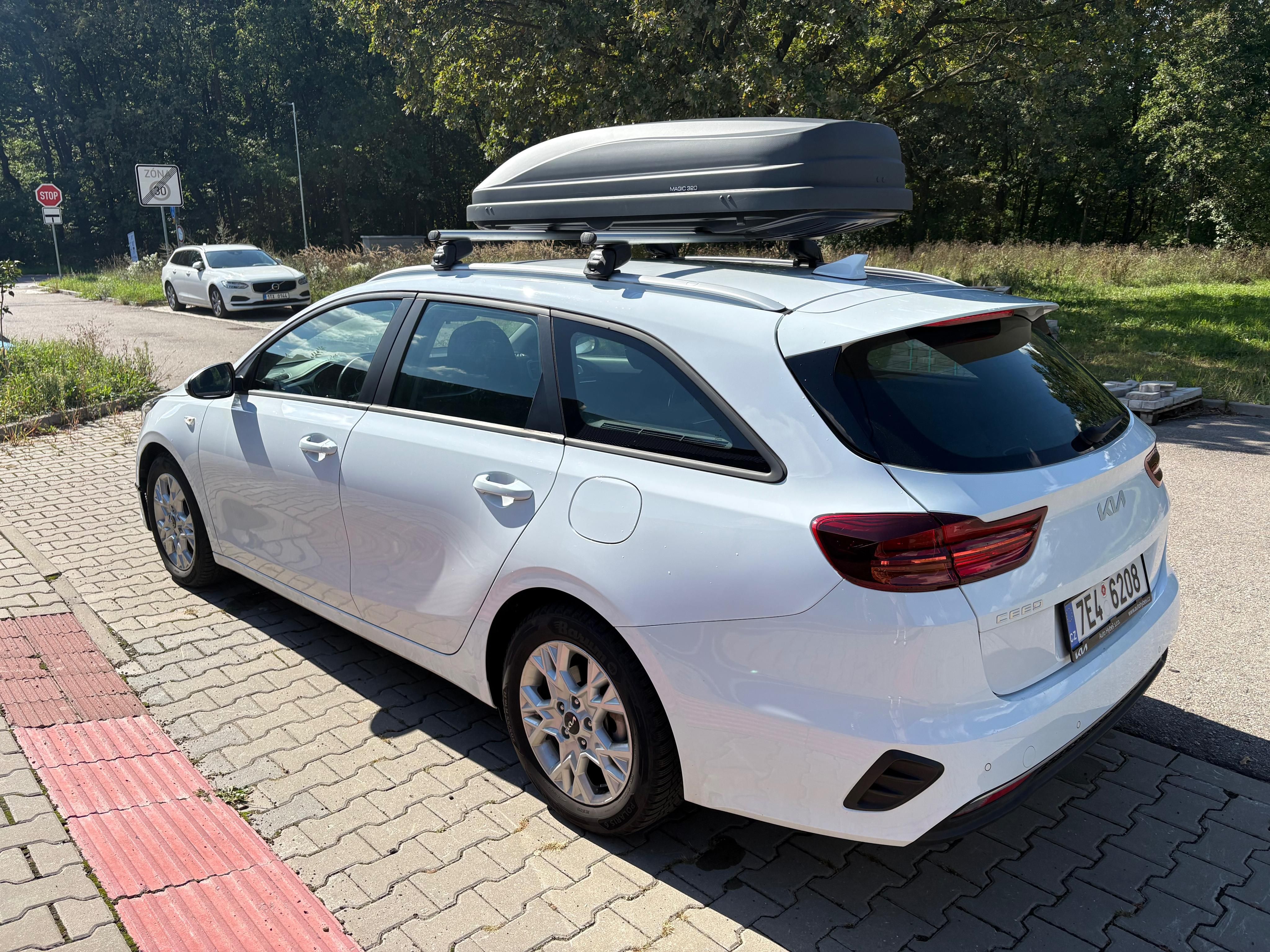 Kia Cee´d SW - fotka 4