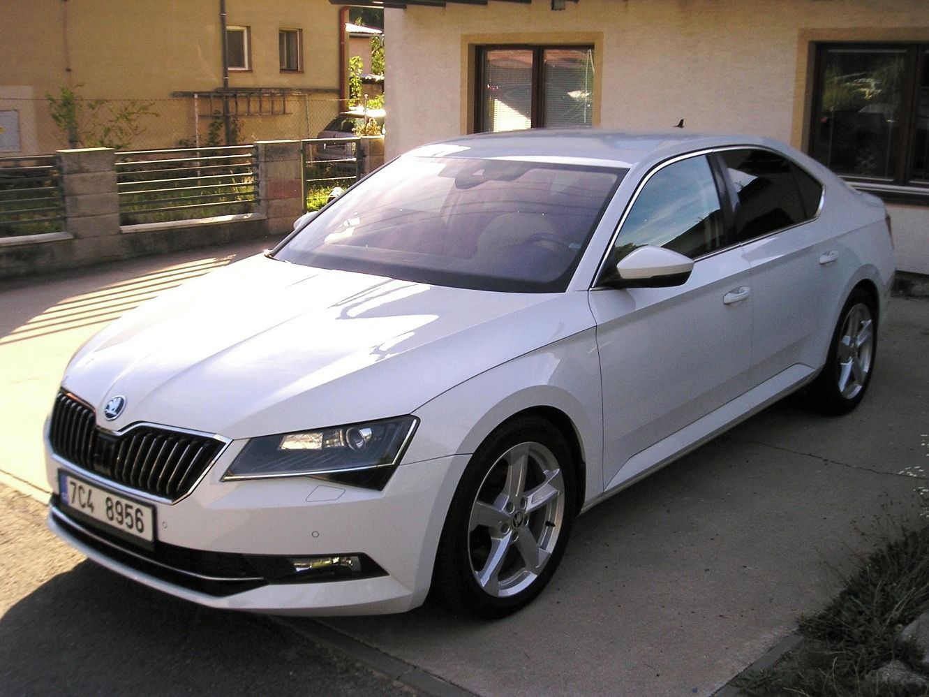 Škoda Superb, Škoda Superb Style Plus 2,0TDi - fotka 2