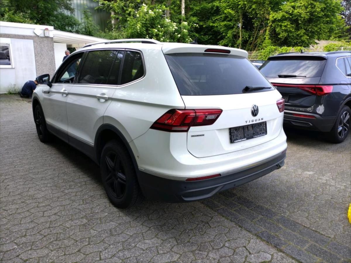 Volkswagen Tiguan Allspace, 2,0 TDI TAŽNÉ WEBASTO PANORAMA - fotka 3