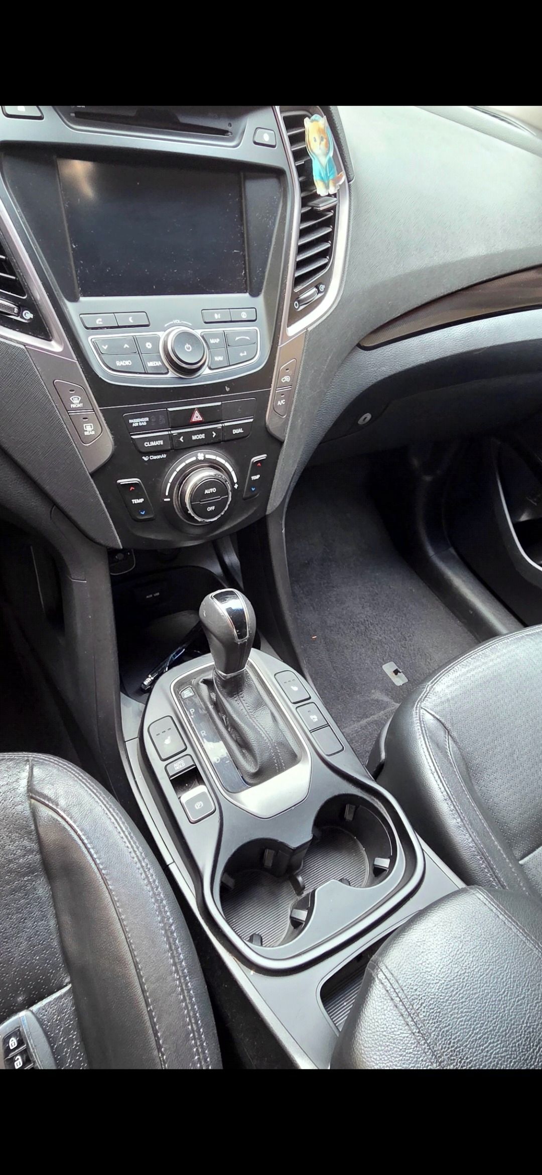 Hyundai Santa Fe, 2,2 CRDI 4X4,automat nová STK! - fotka 3