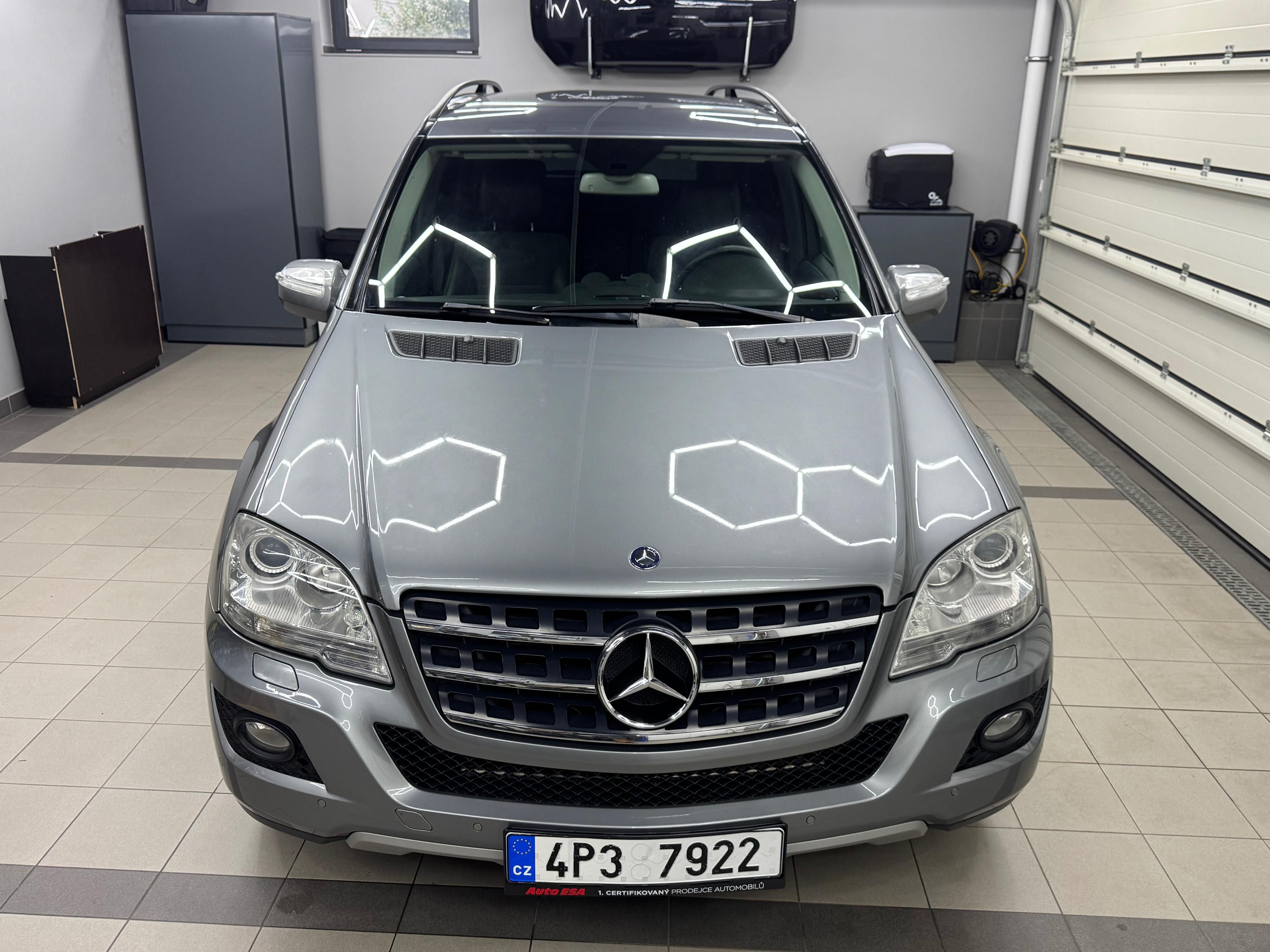 Mercedes-Benz ML, ML 350 4Matic 4AriMac - fotka 2