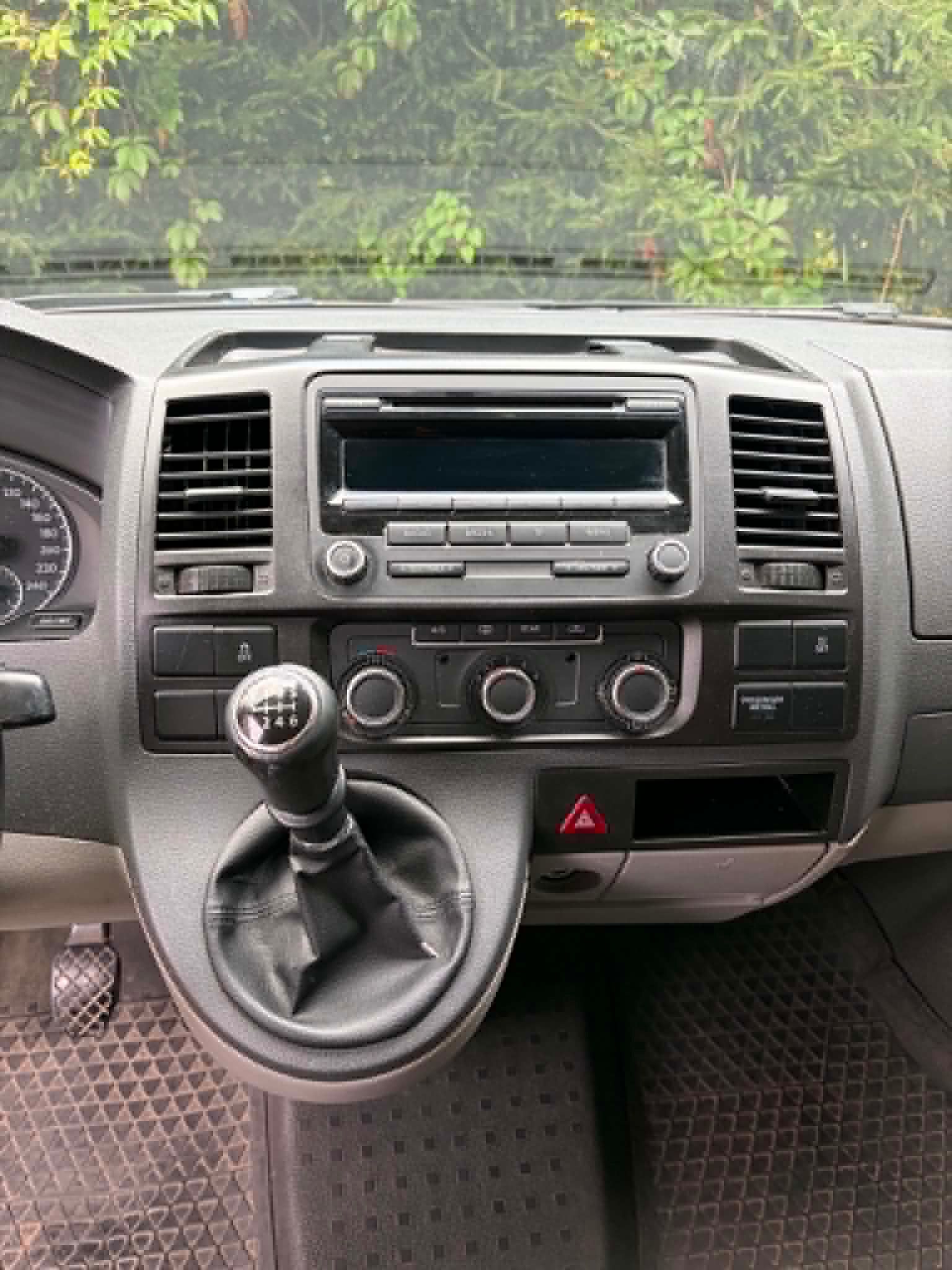 Volkswagen Caravelle, VW T5 Caravelle 2.0 TDI 103 kW - fotka 5