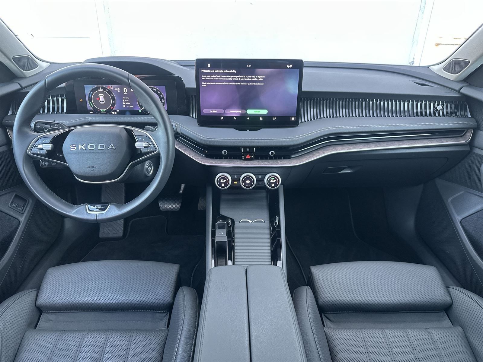 Škoda Superb, Combi 1.5 TSI iV DSG L&K - fotka 5