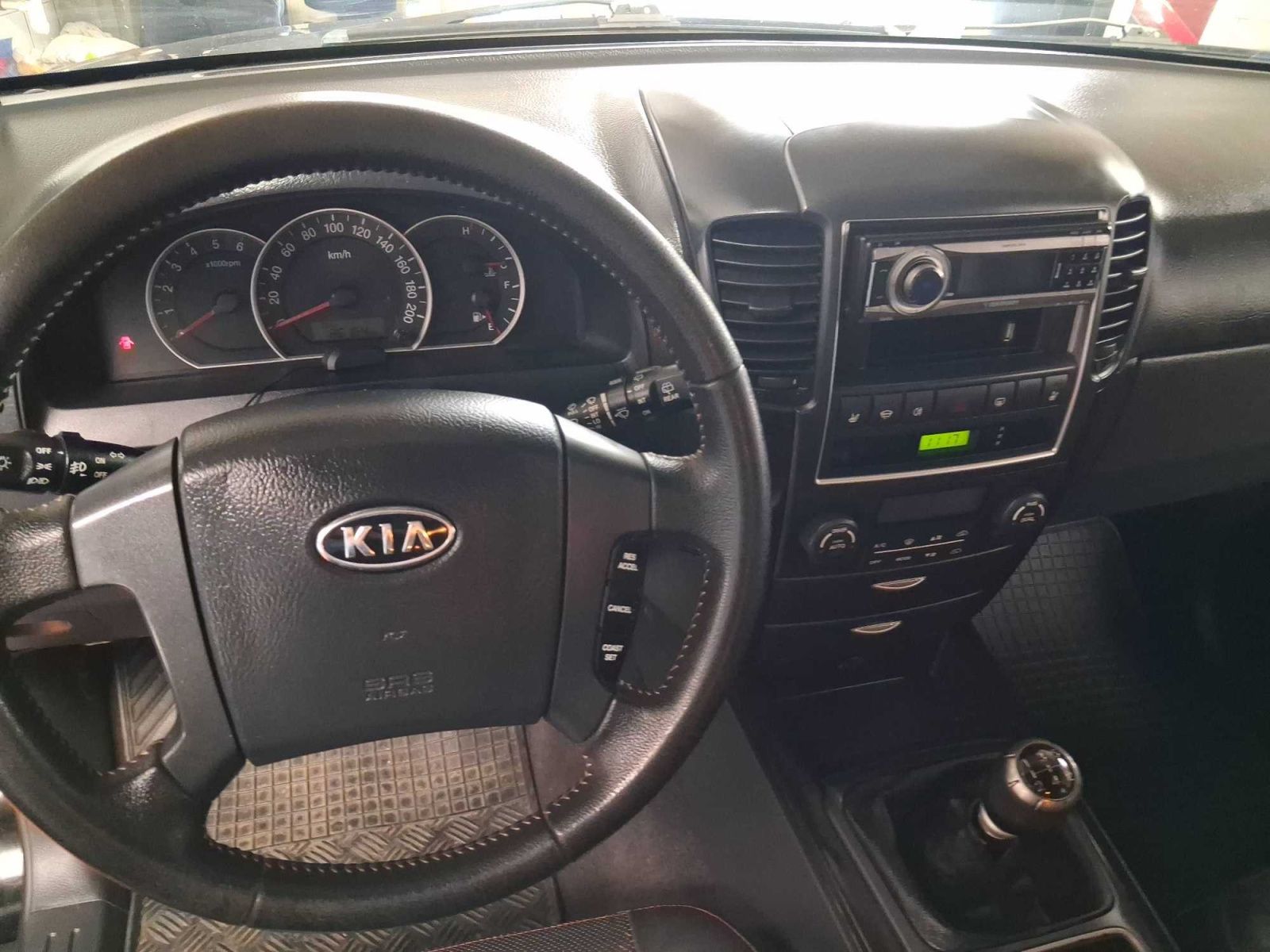 Kia Sorento, 2.5 CRDi, 4X4, Kožené sedačky - fotka 3