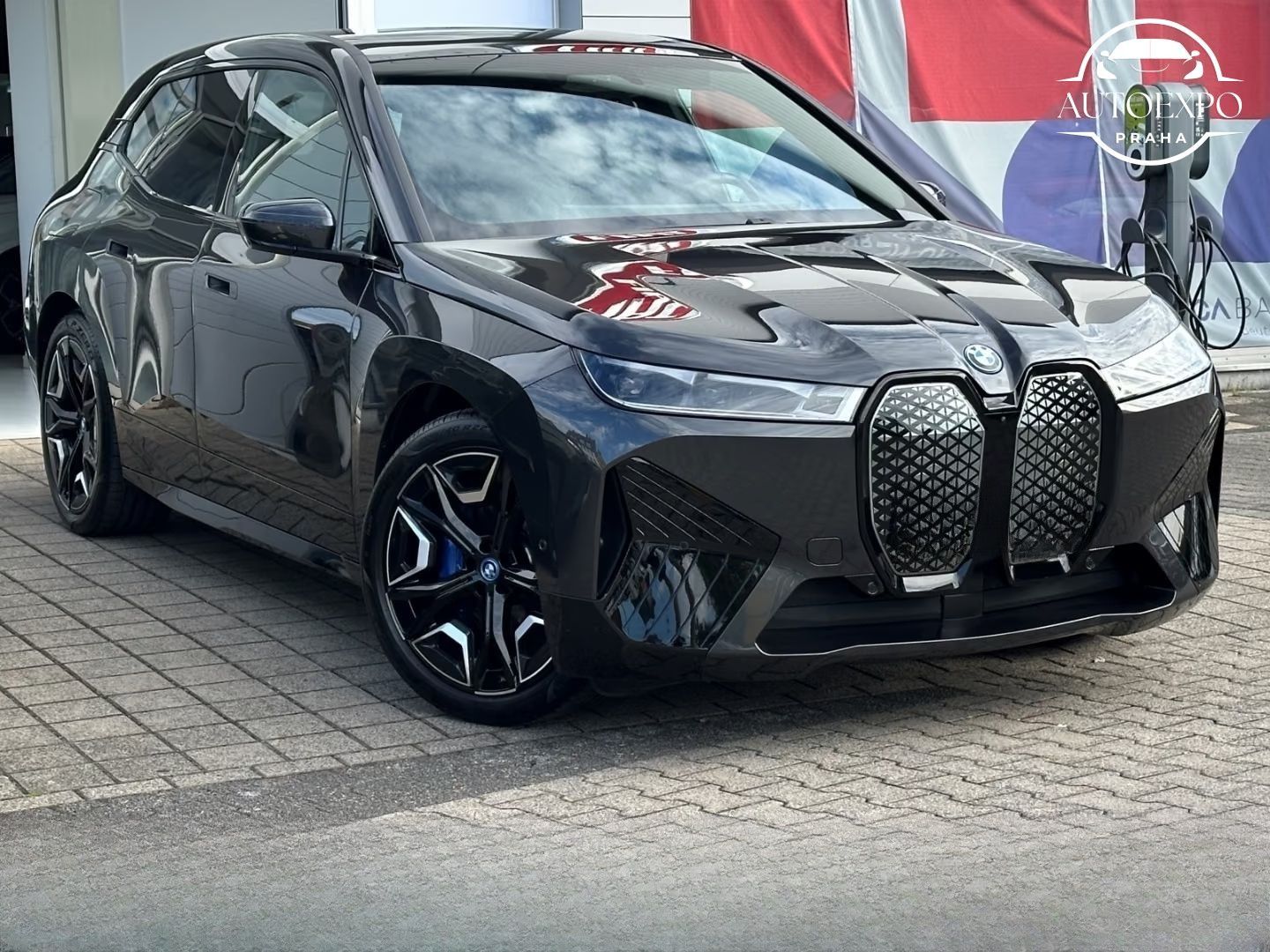 BMW iX, xDrive50 SPORTPAKET*