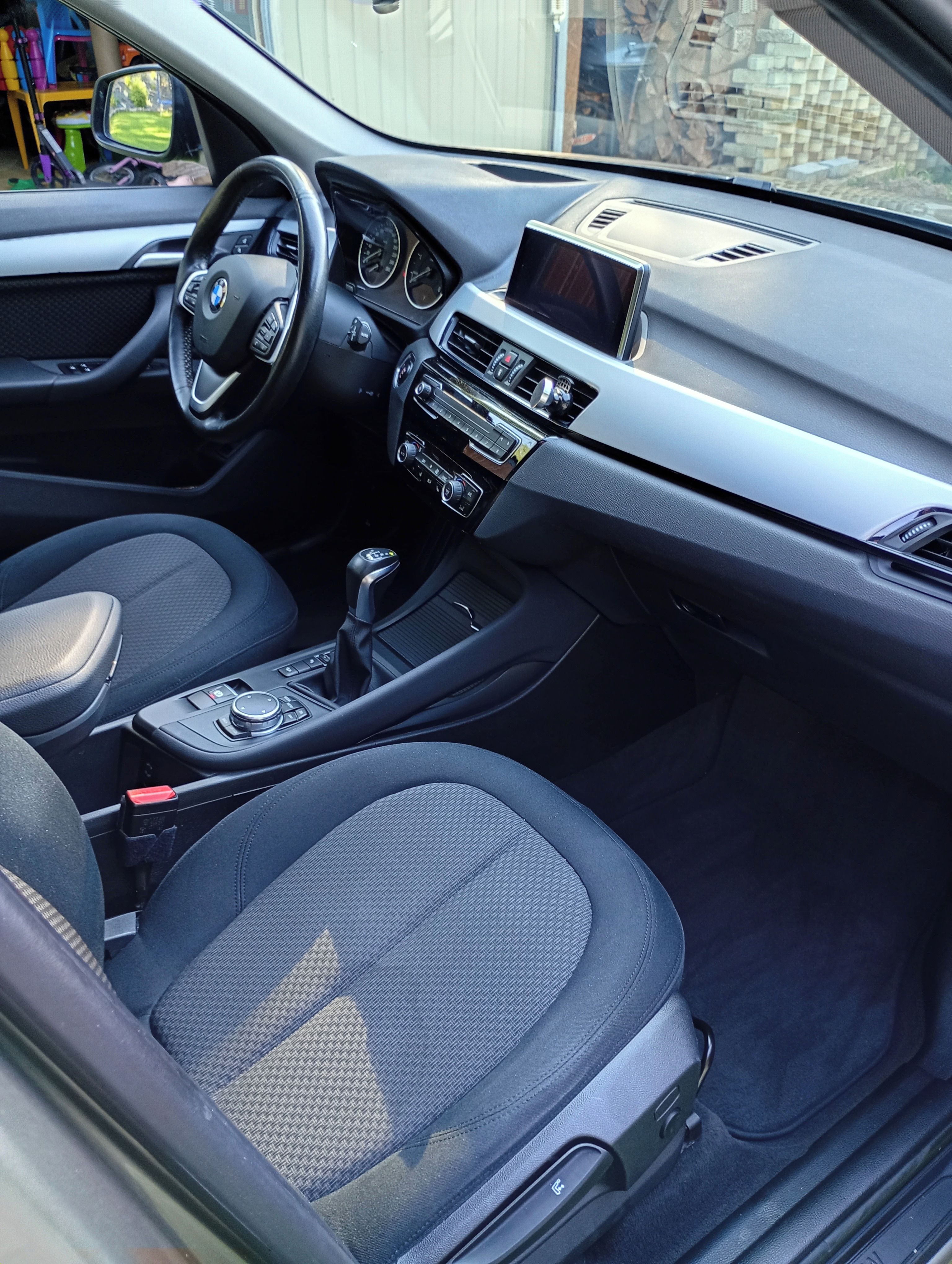 BMW X1, xDrive20d automat tažné Handup - fotka 5