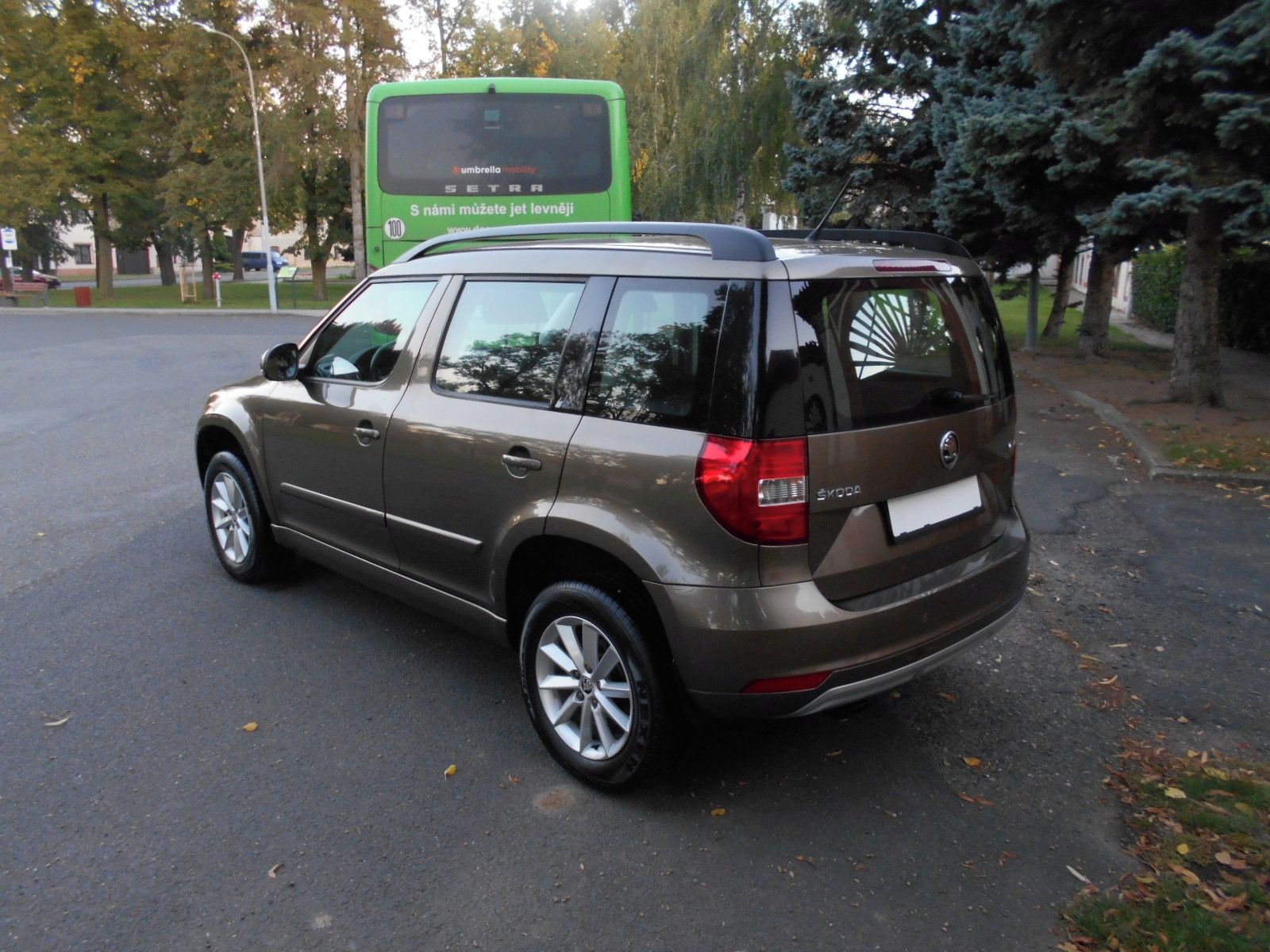 Škoda Yeti, 1,2 TSI Ambiente/1 majt-top st - fotka 6