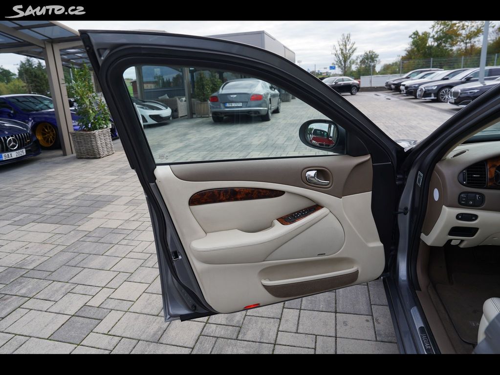 Jaguar S-TYPE 2008 desde República Checa