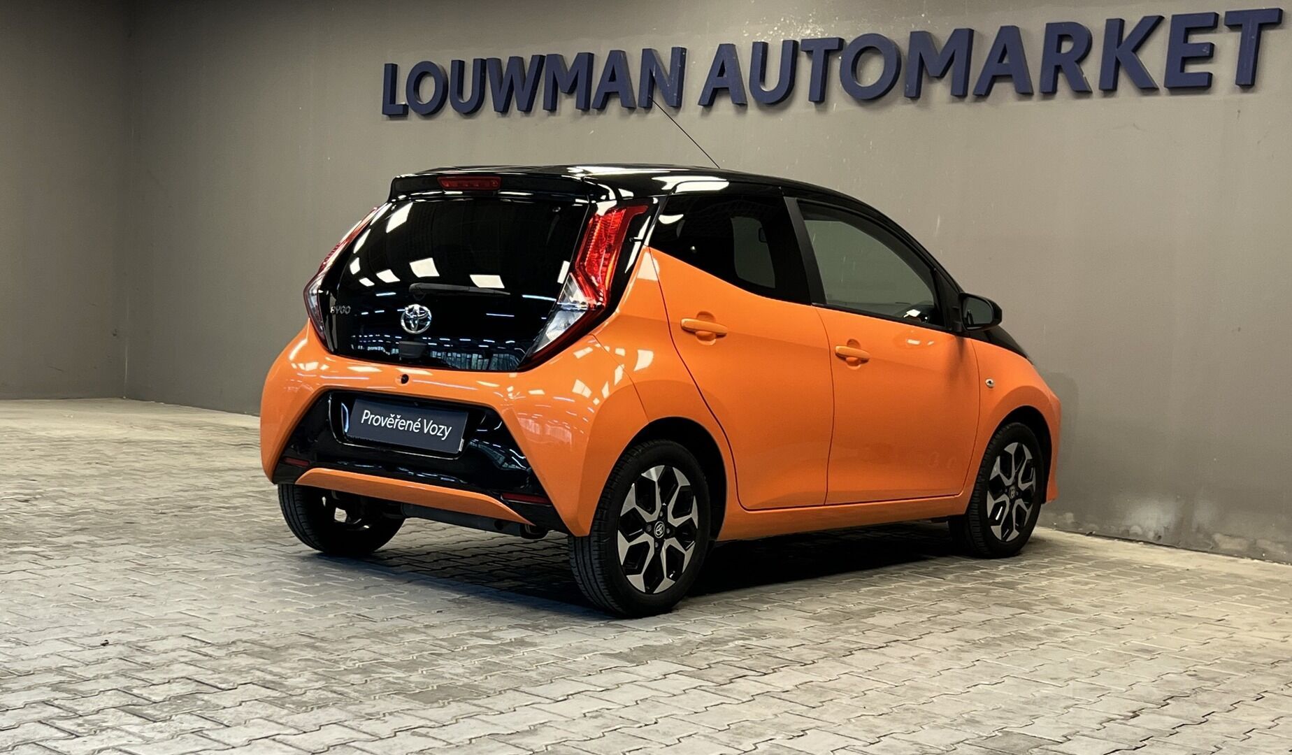 Toyota Aygo, 1.0 SELECTION x-cite - fotka 2